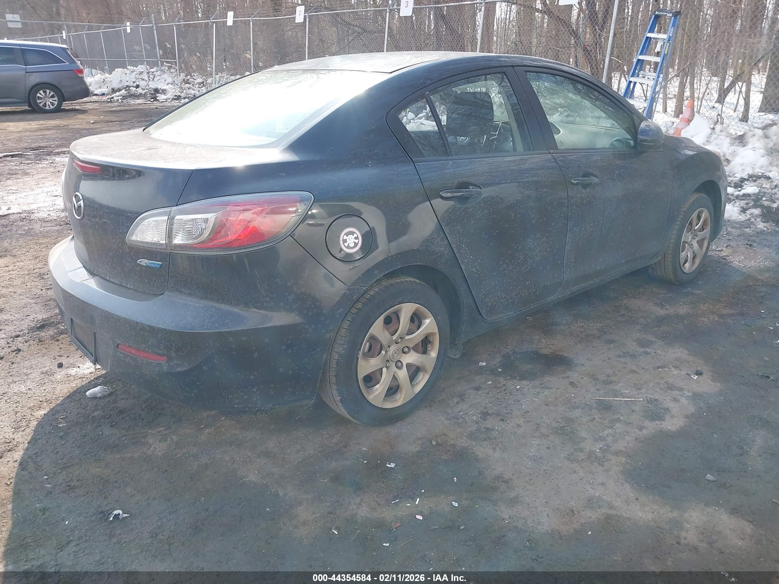 MAZDA MAZDA3 image 4