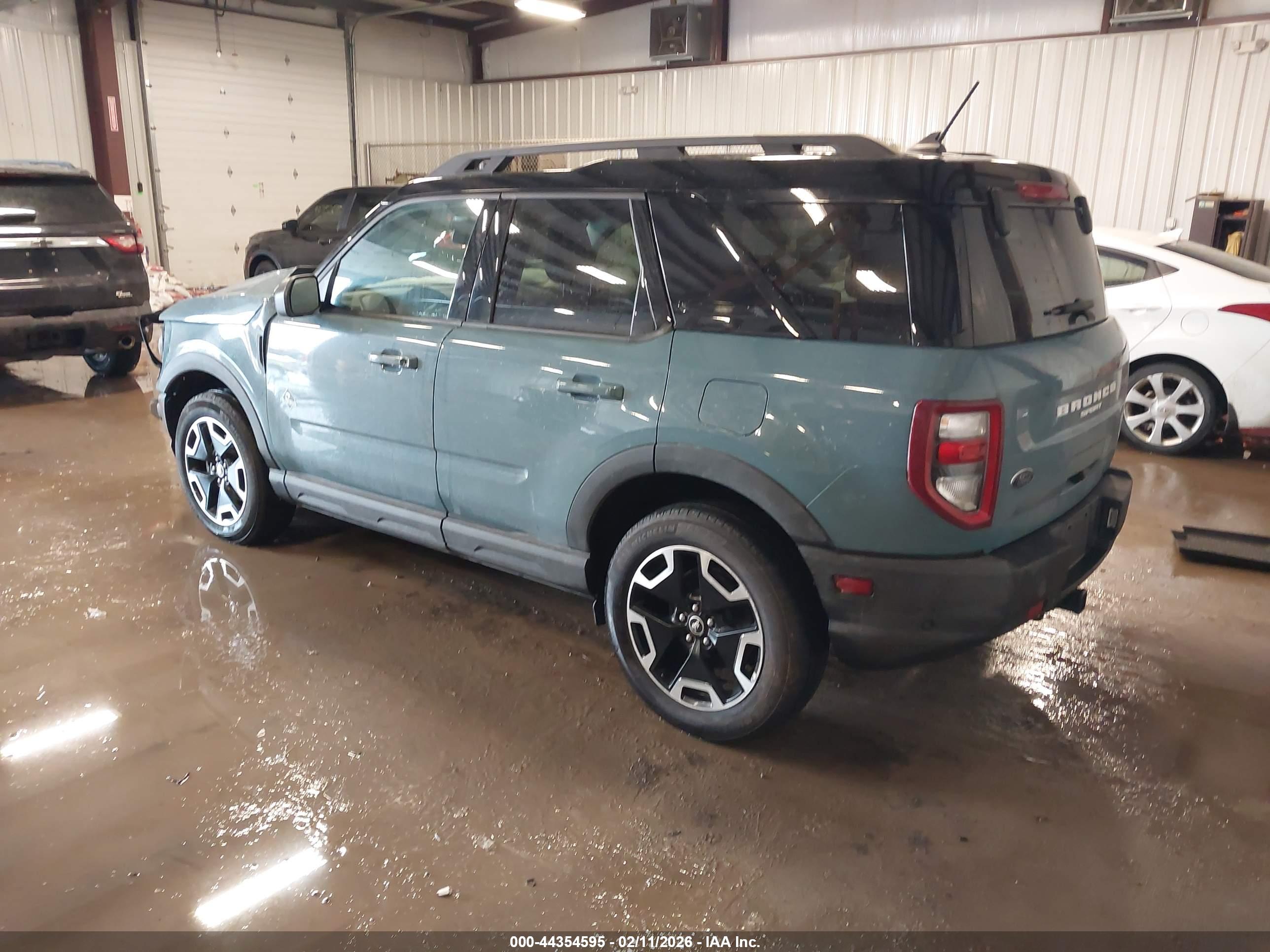FORD BRONCO image 3