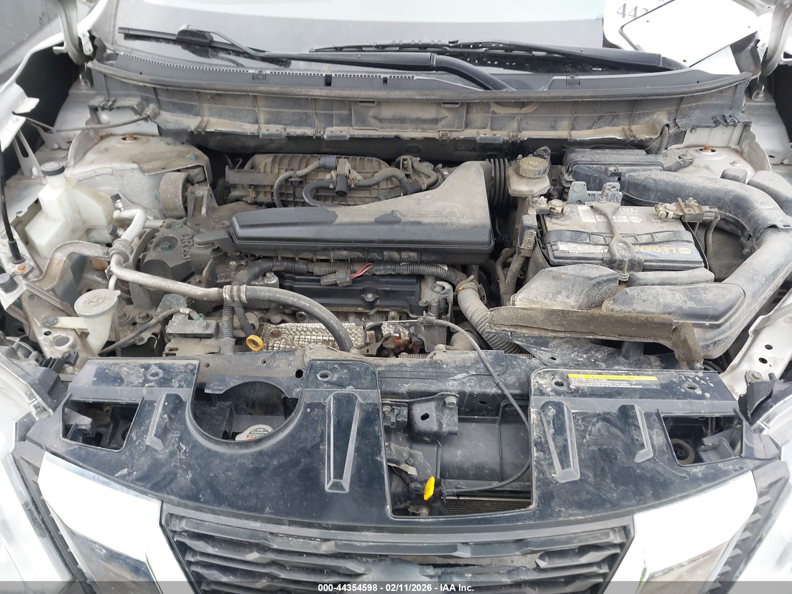 NISSAN ROGUE image 10