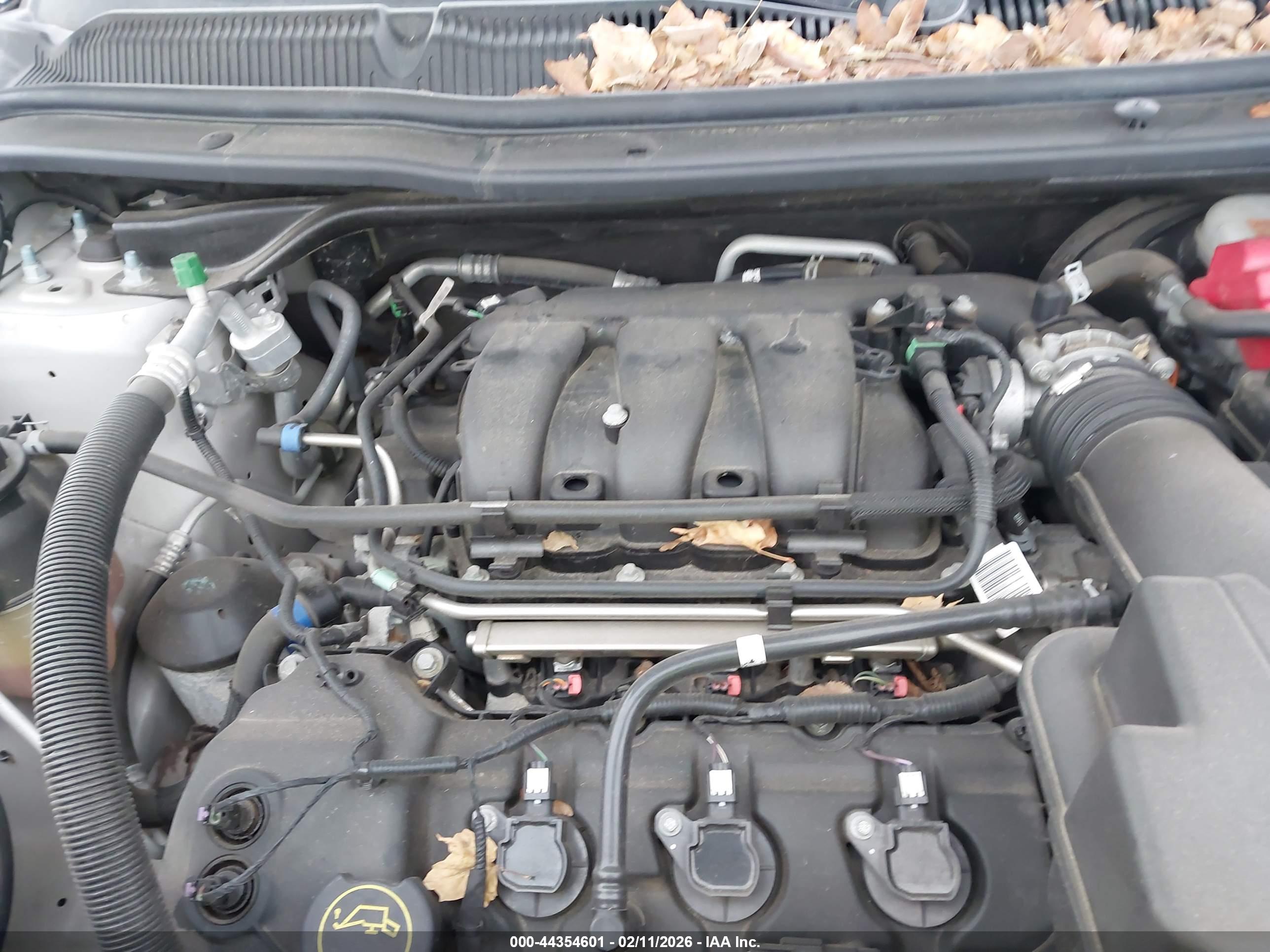 FORD EXPLORER image 10