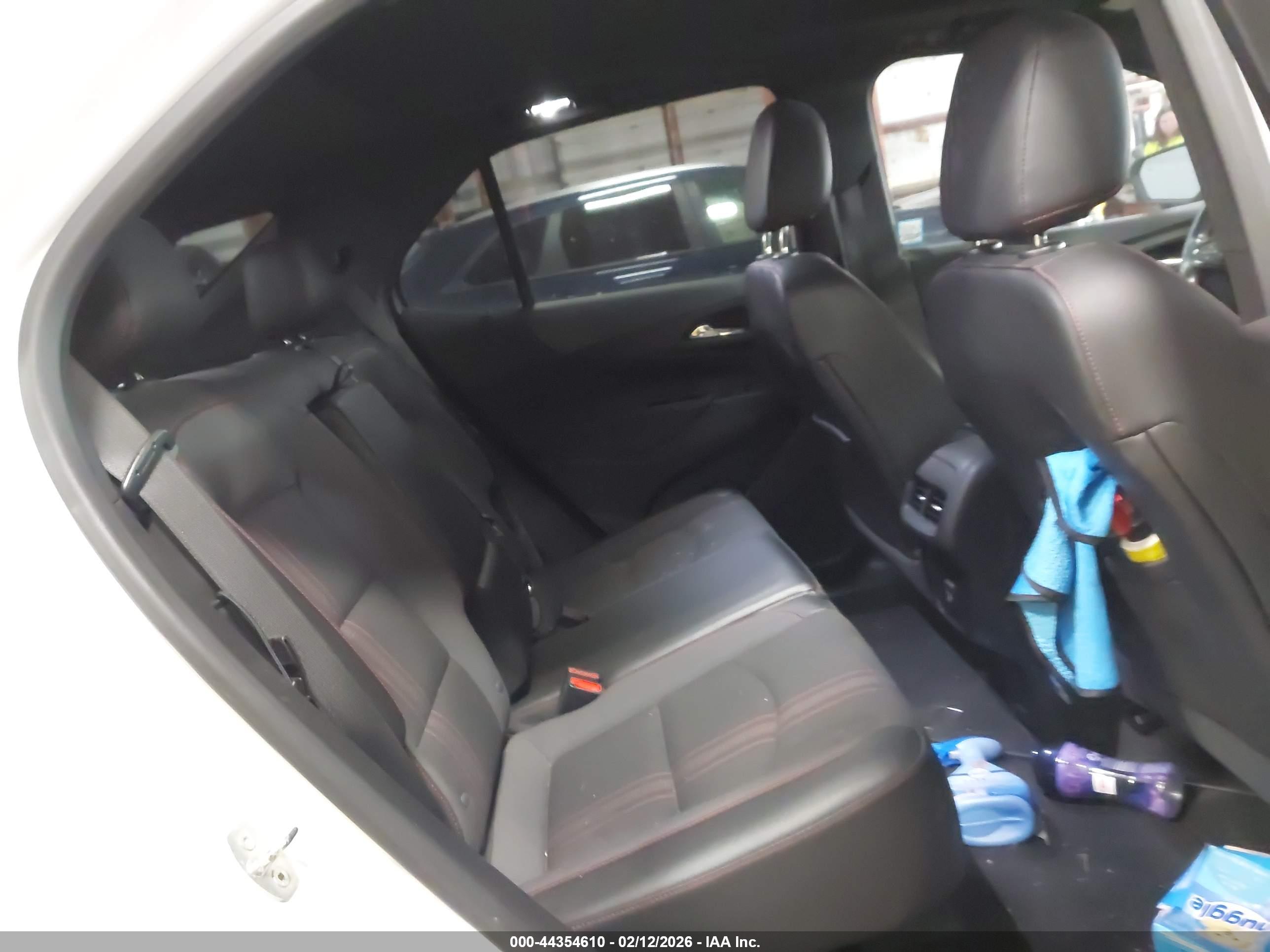 CHEVROLET EQUINOX image 8