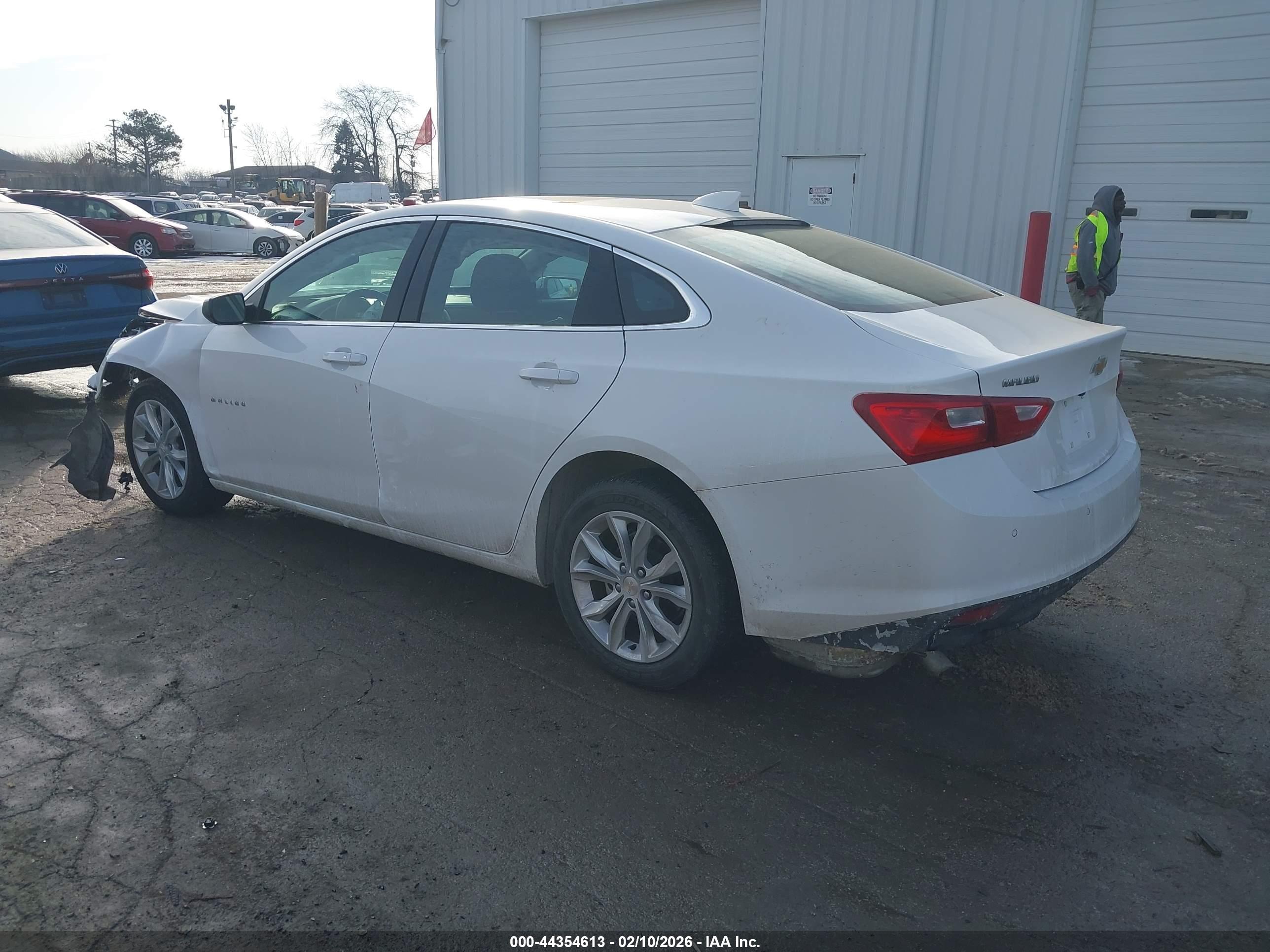 CHEVROLET MALIBU image 3