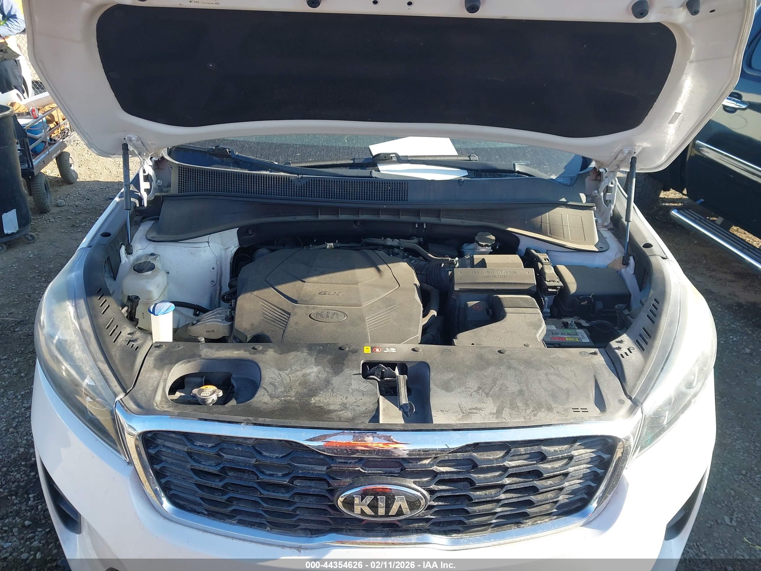 KIA SORENTO image 10