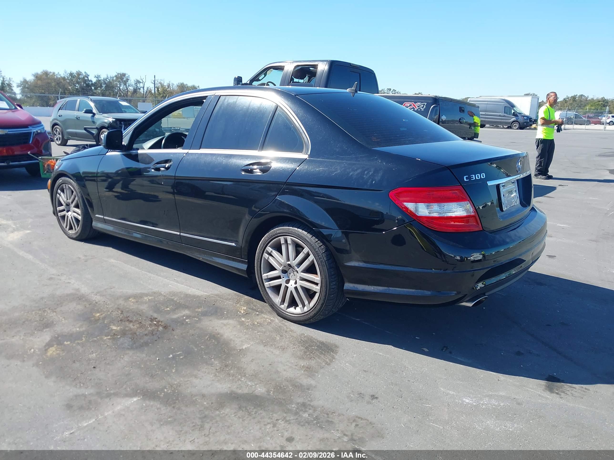 MERCEDES-BENZ C image 3