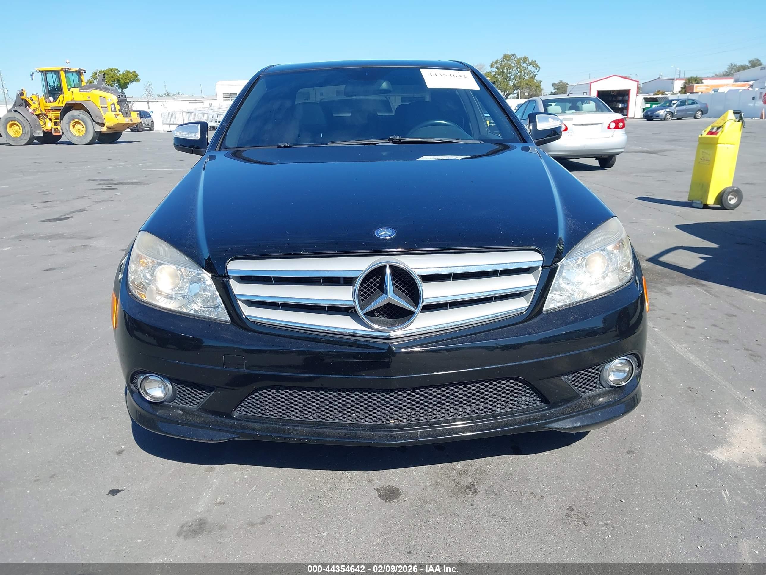MERCEDES-BENZ C image 6