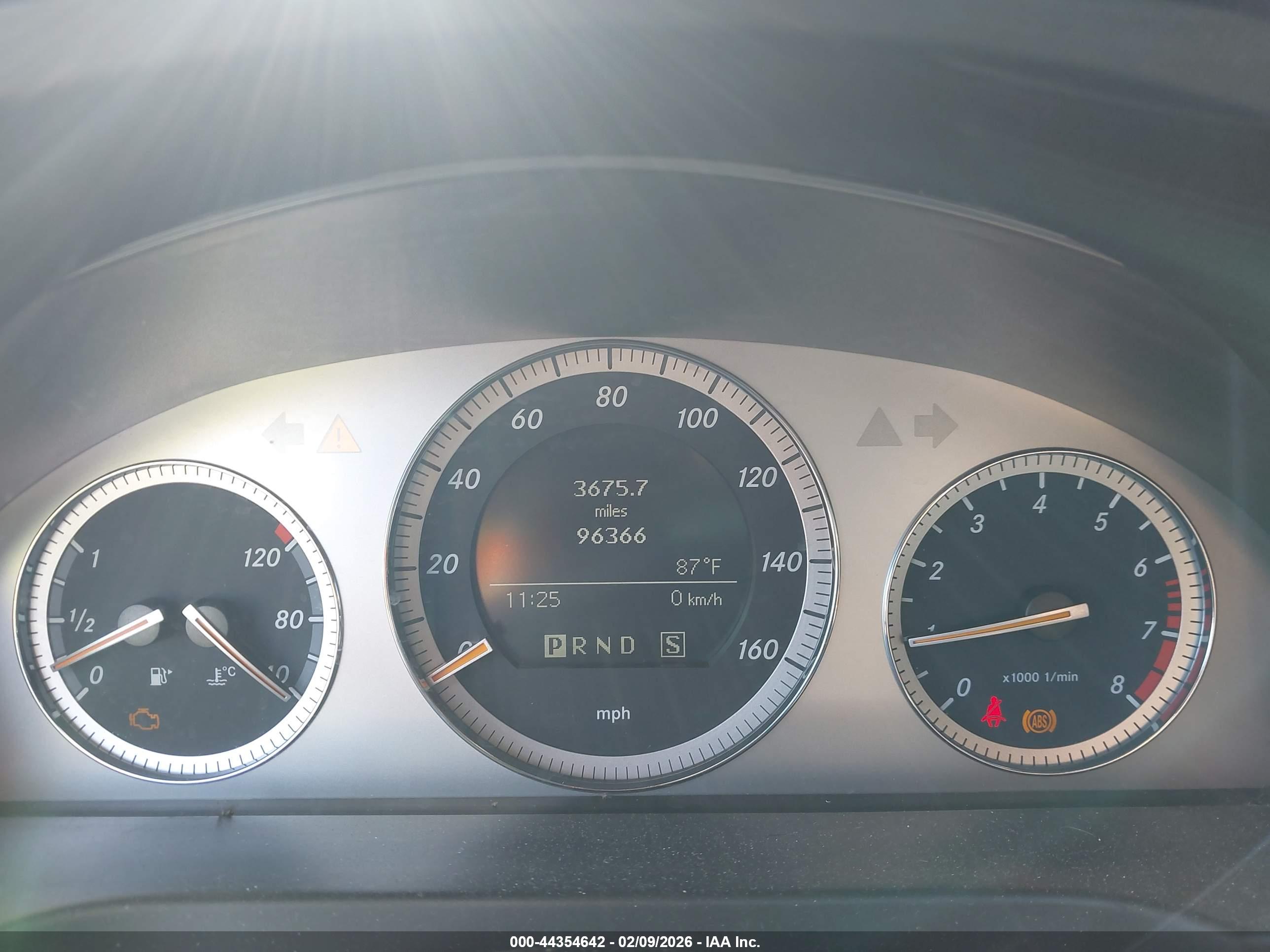 MERCEDES-BENZ C image 7