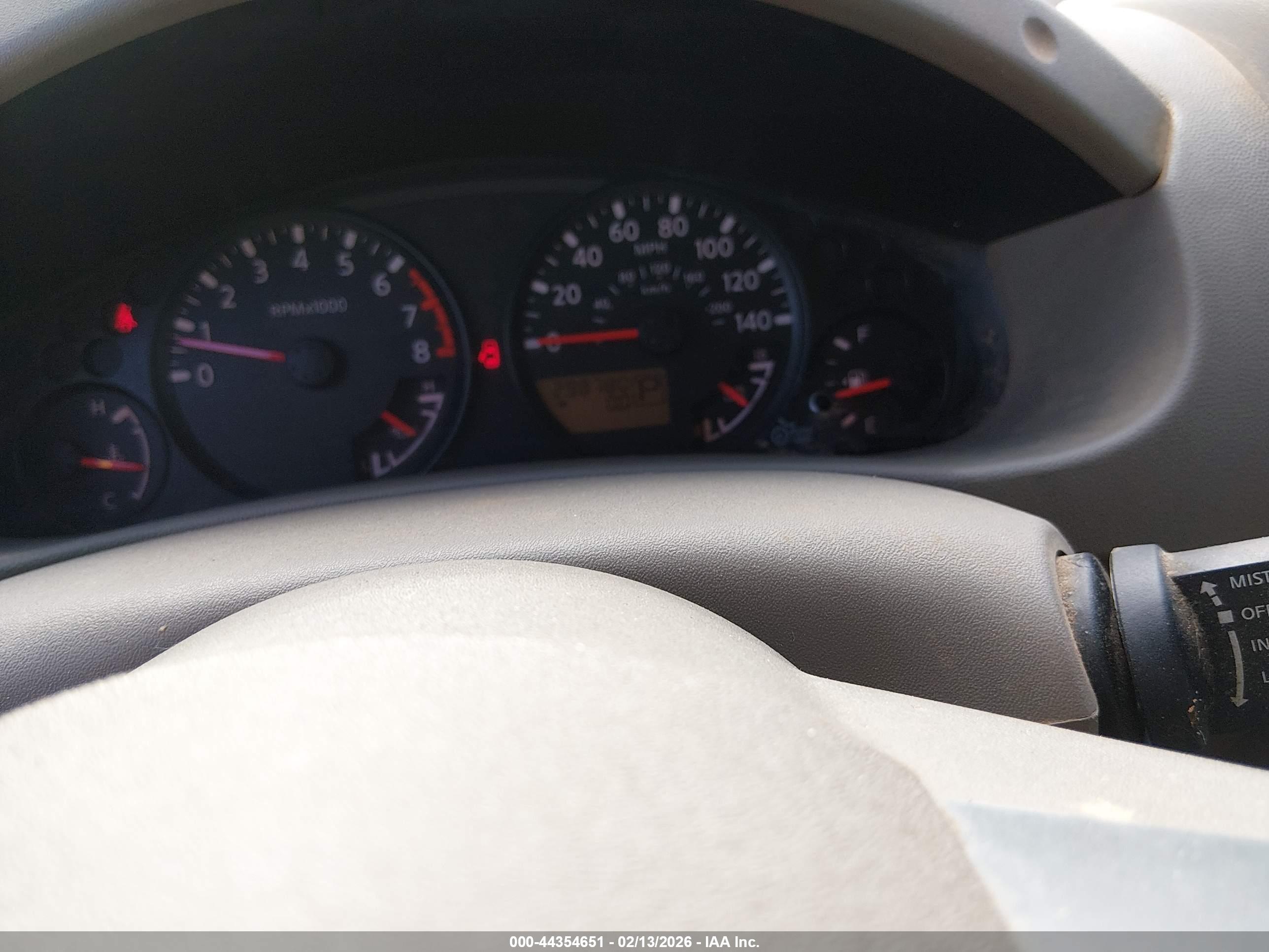 NISSAN FRONTIER image 7