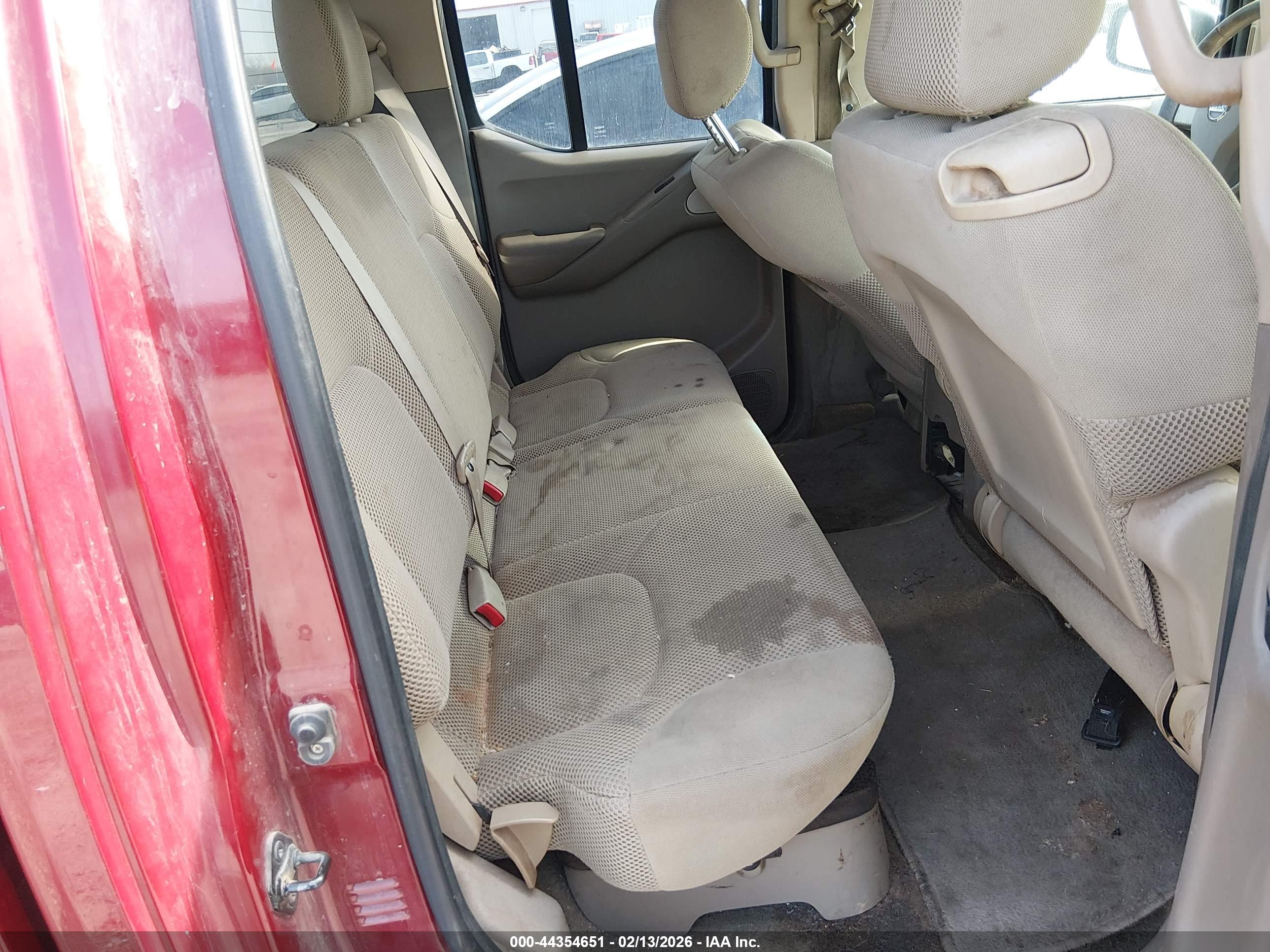 NISSAN FRONTIER image 8