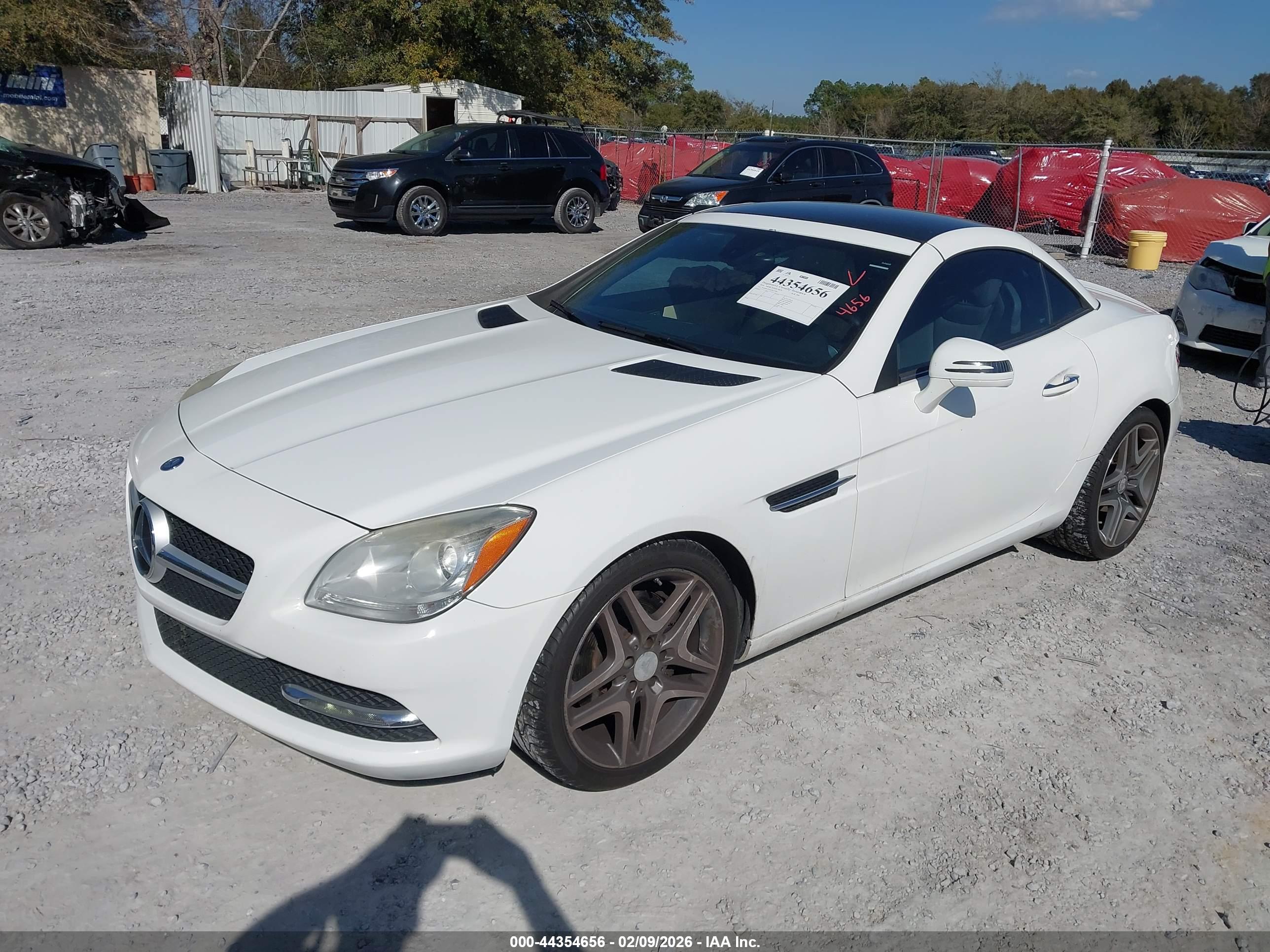 MERCEDES-BENZ SLK image 2