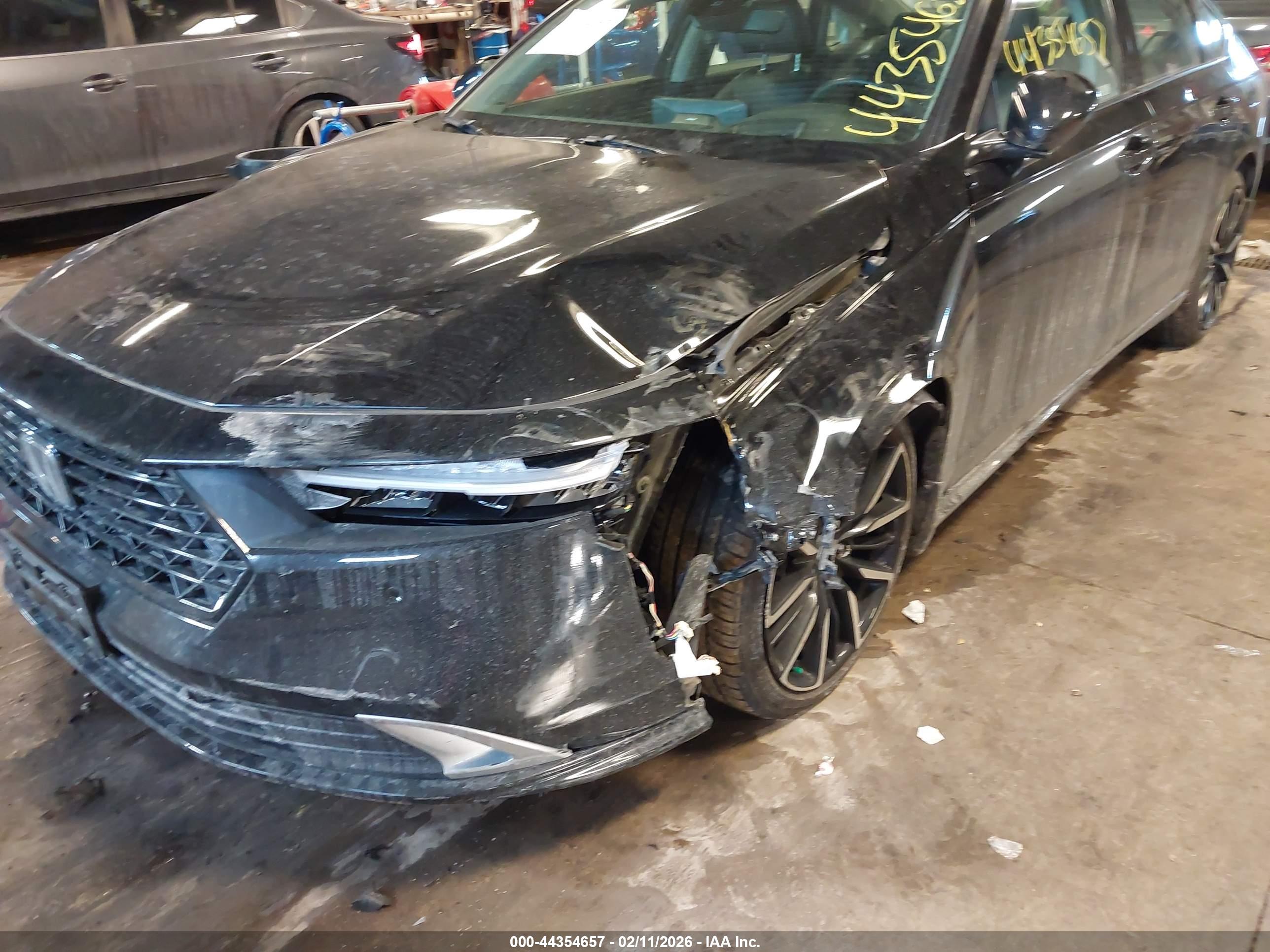HONDA ACCORD image 6