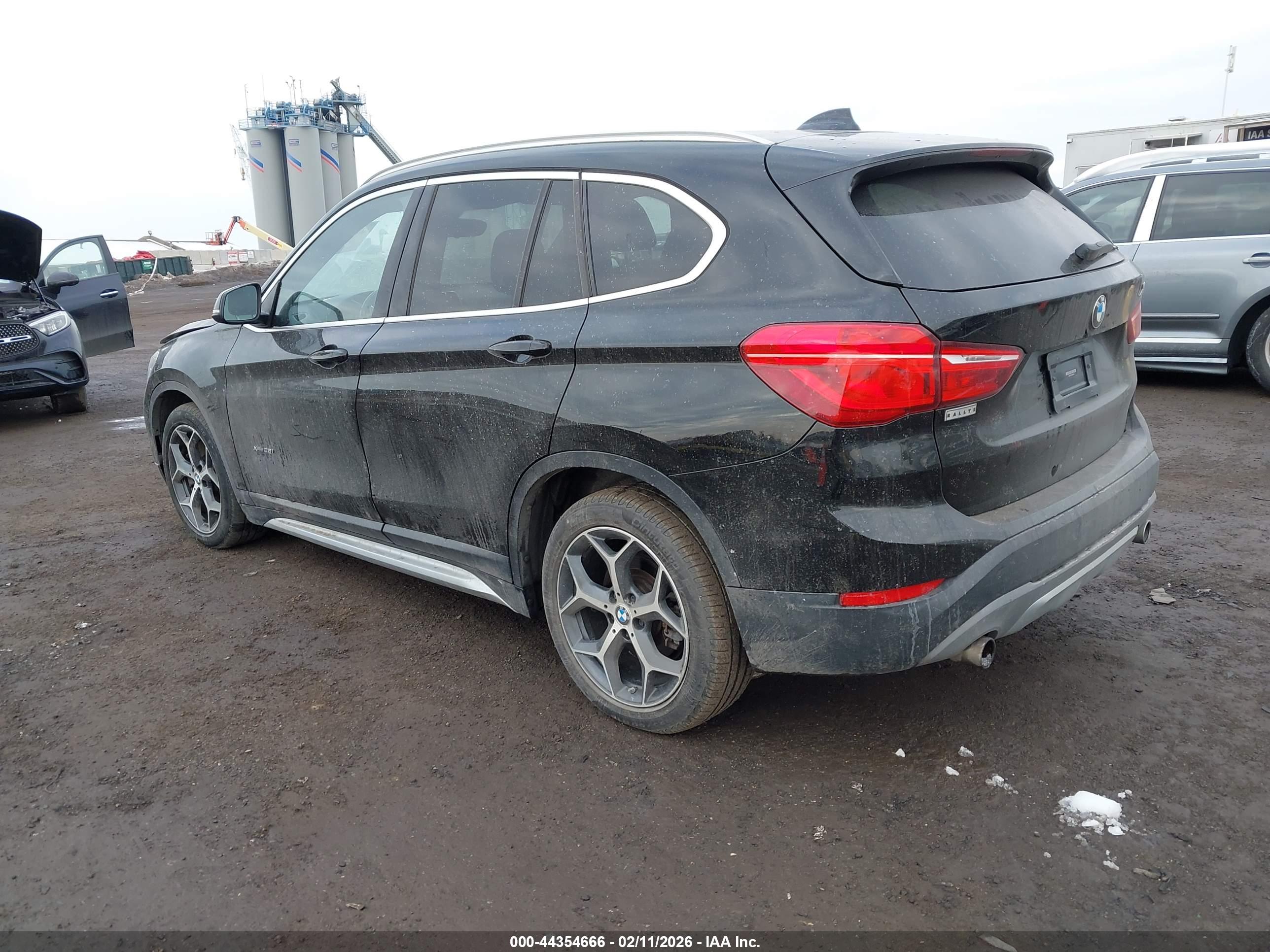 BMW X1 image 3