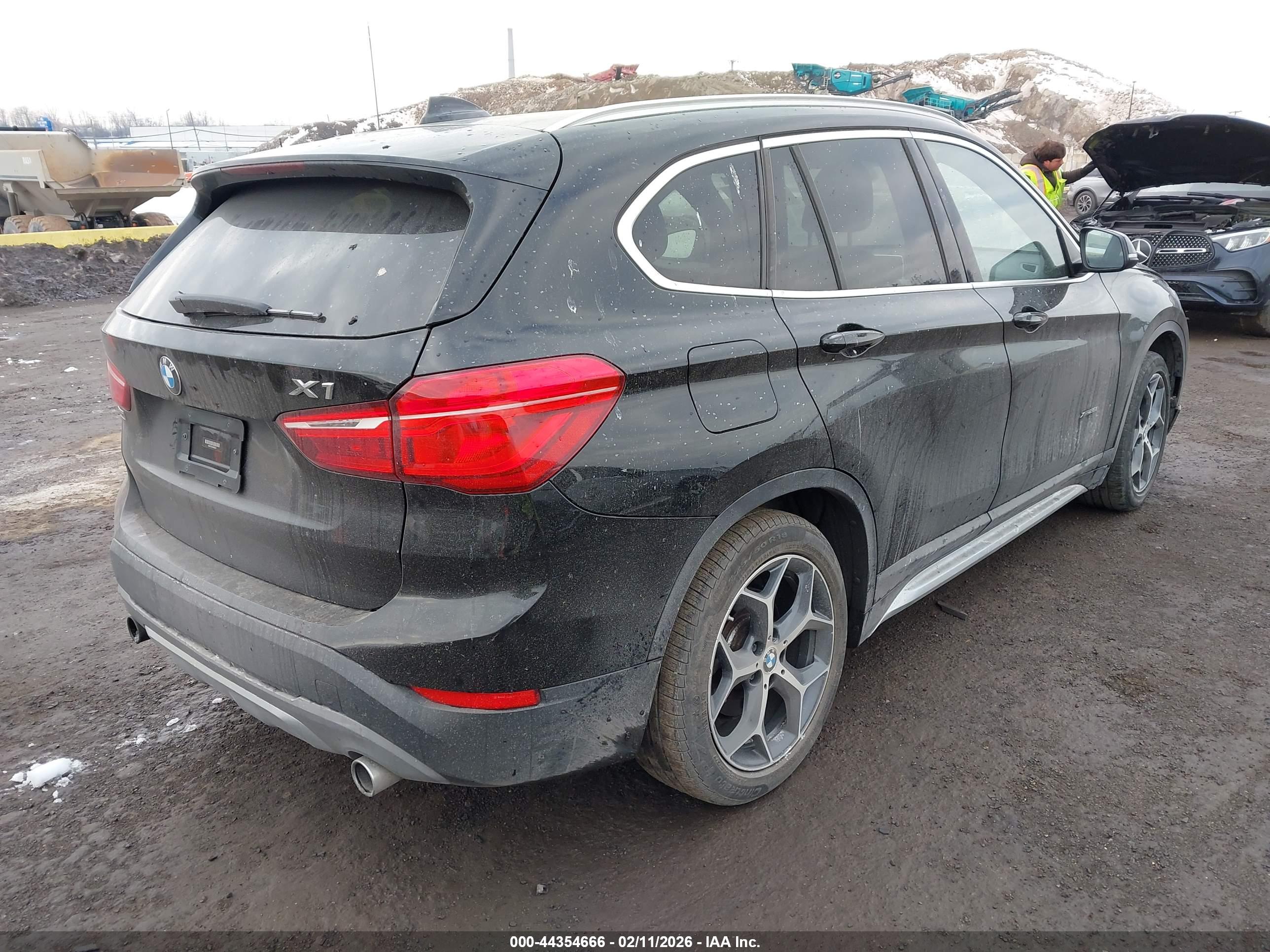 BMW X1 image 4