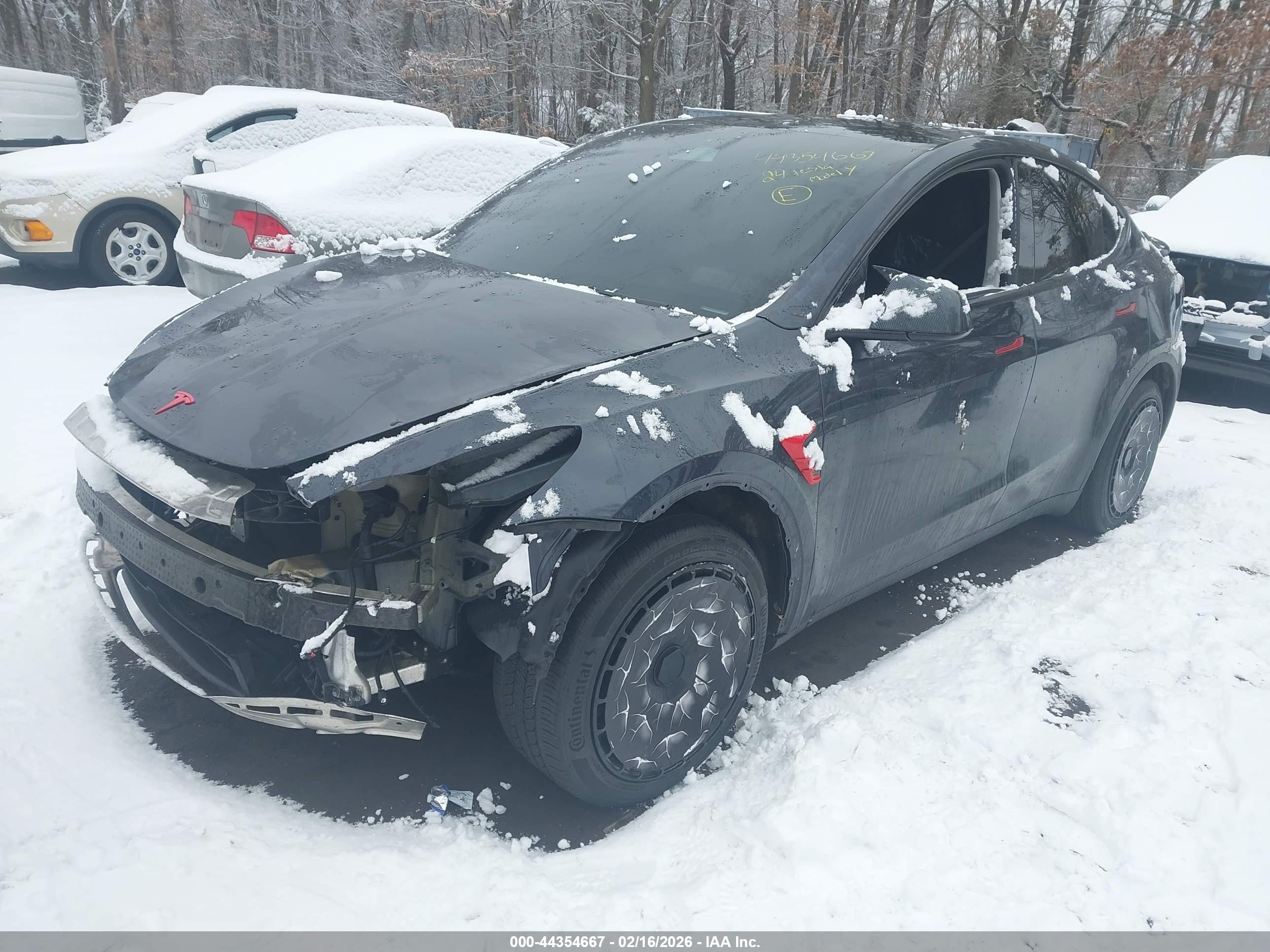 TESLA MODEL image 2