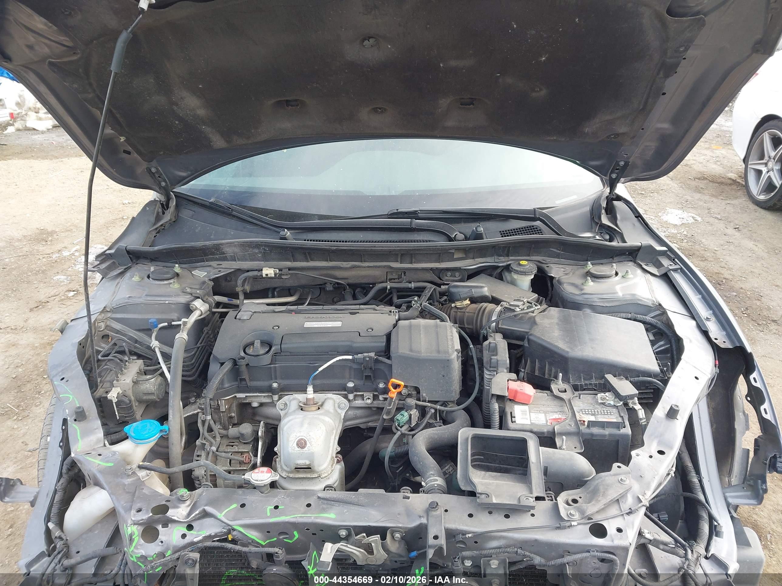 HONDA ACCORD image 10