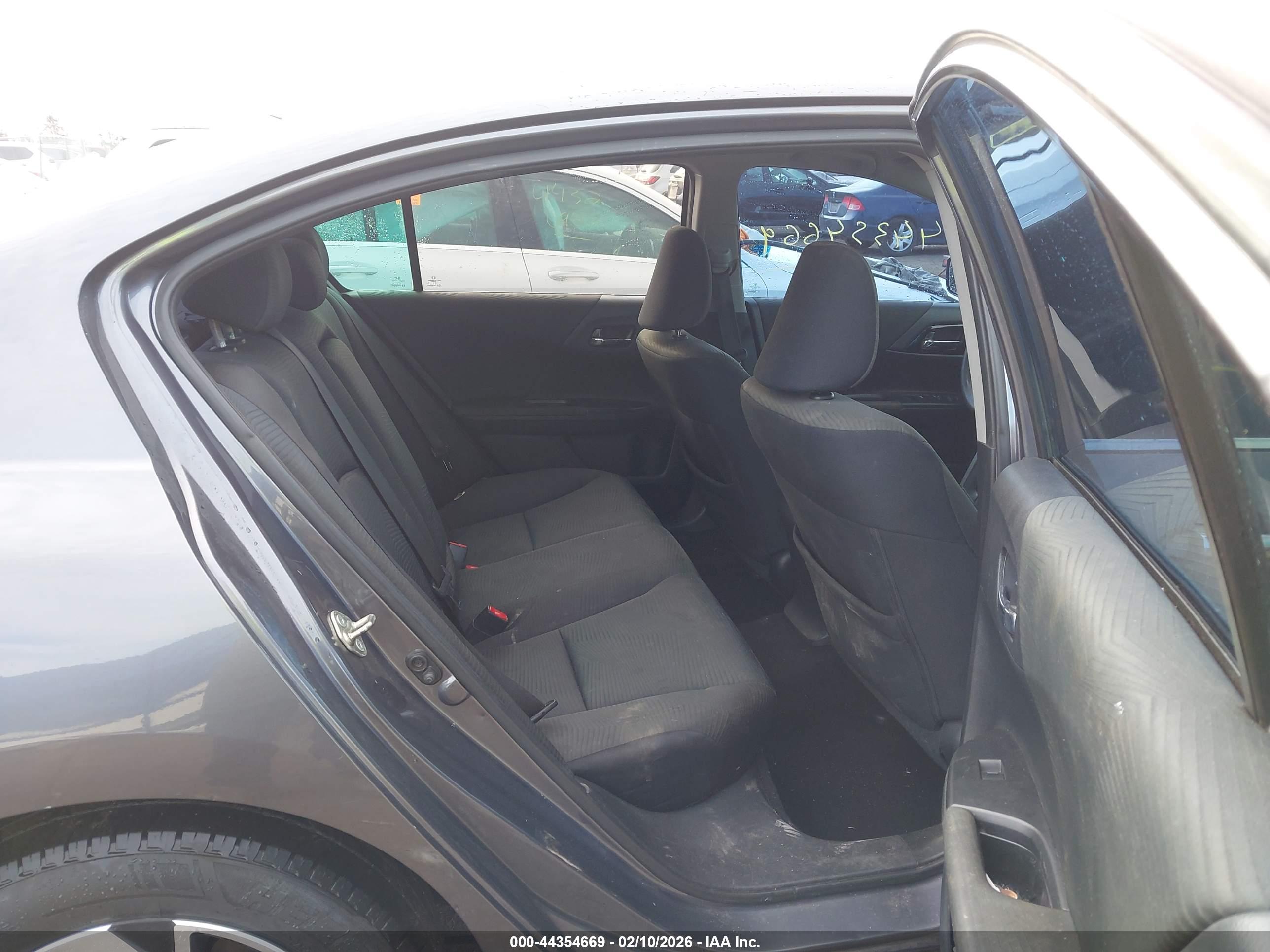 HONDA ACCORD image 8