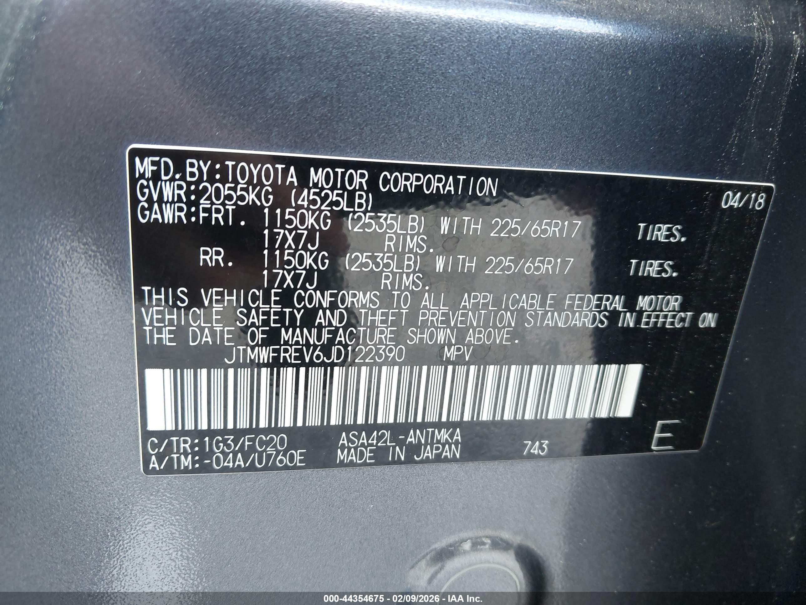 TOYOTA RAV4 image 9