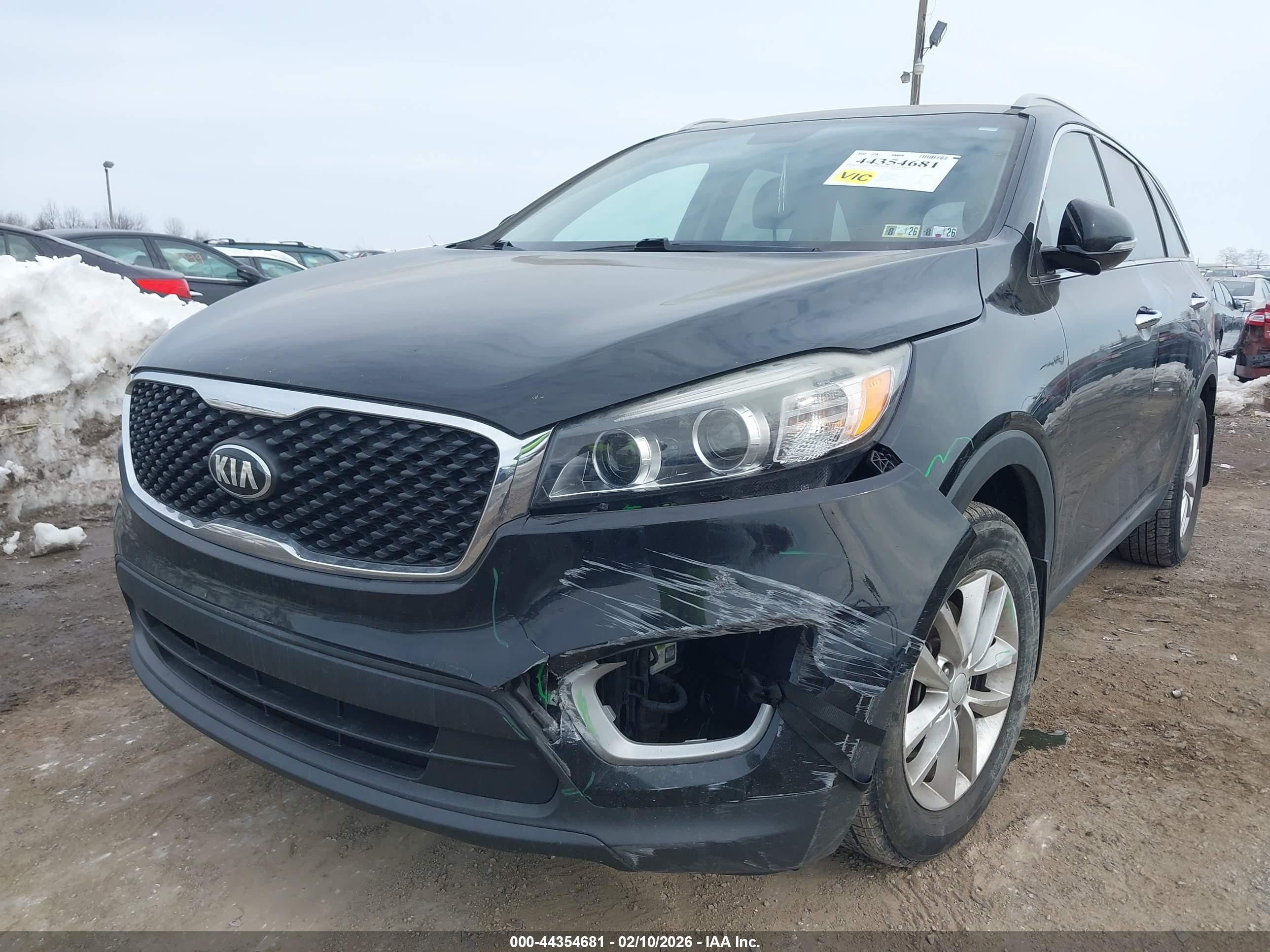 KIA SORENTO image 6