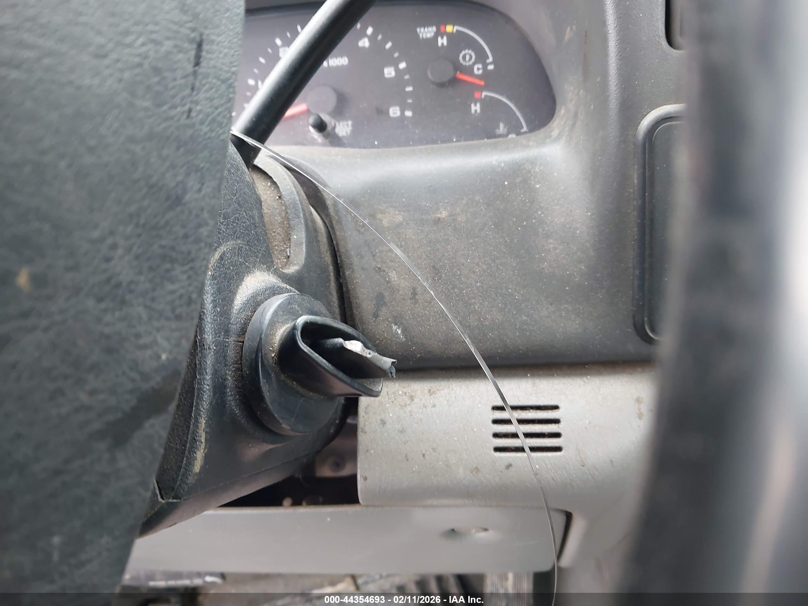 FORD F-250 image 11