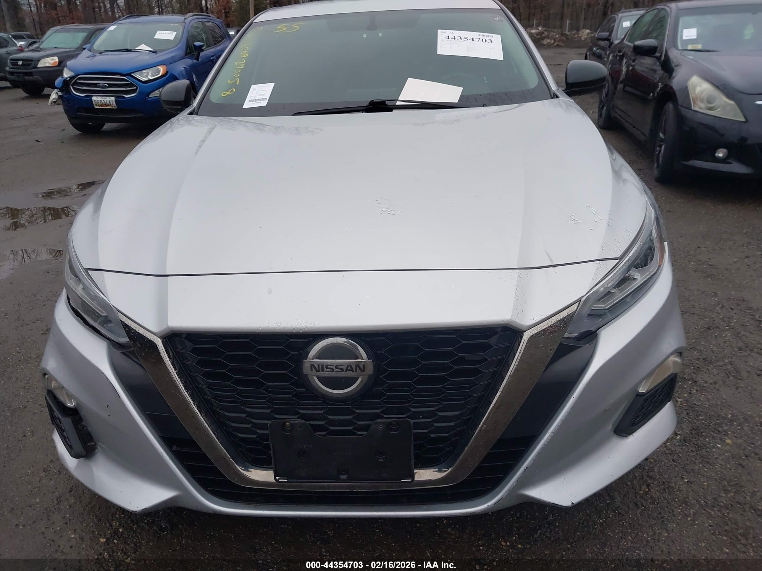 NISSAN ALTIMA image 10