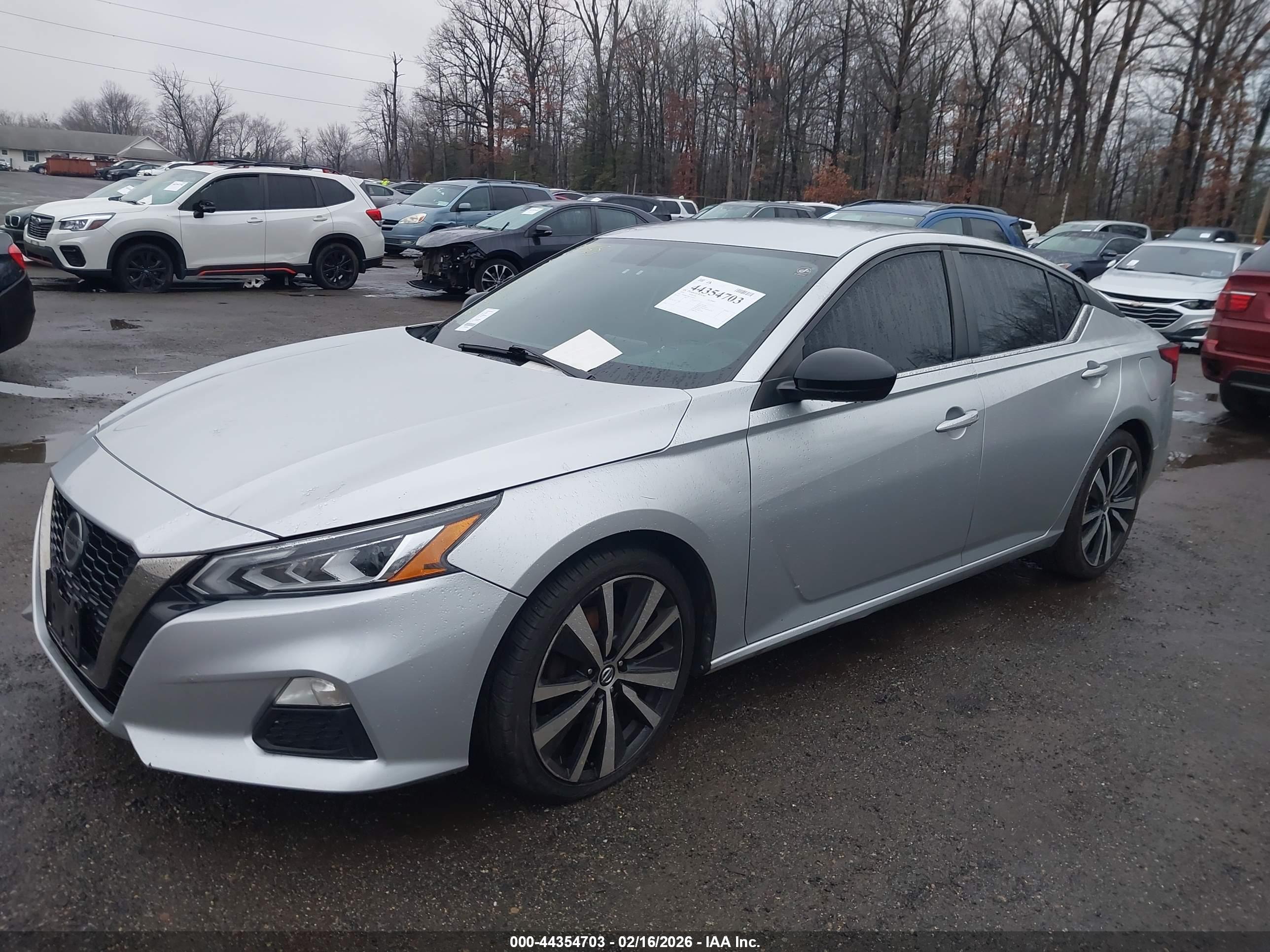 NISSAN ALTIMA image 2