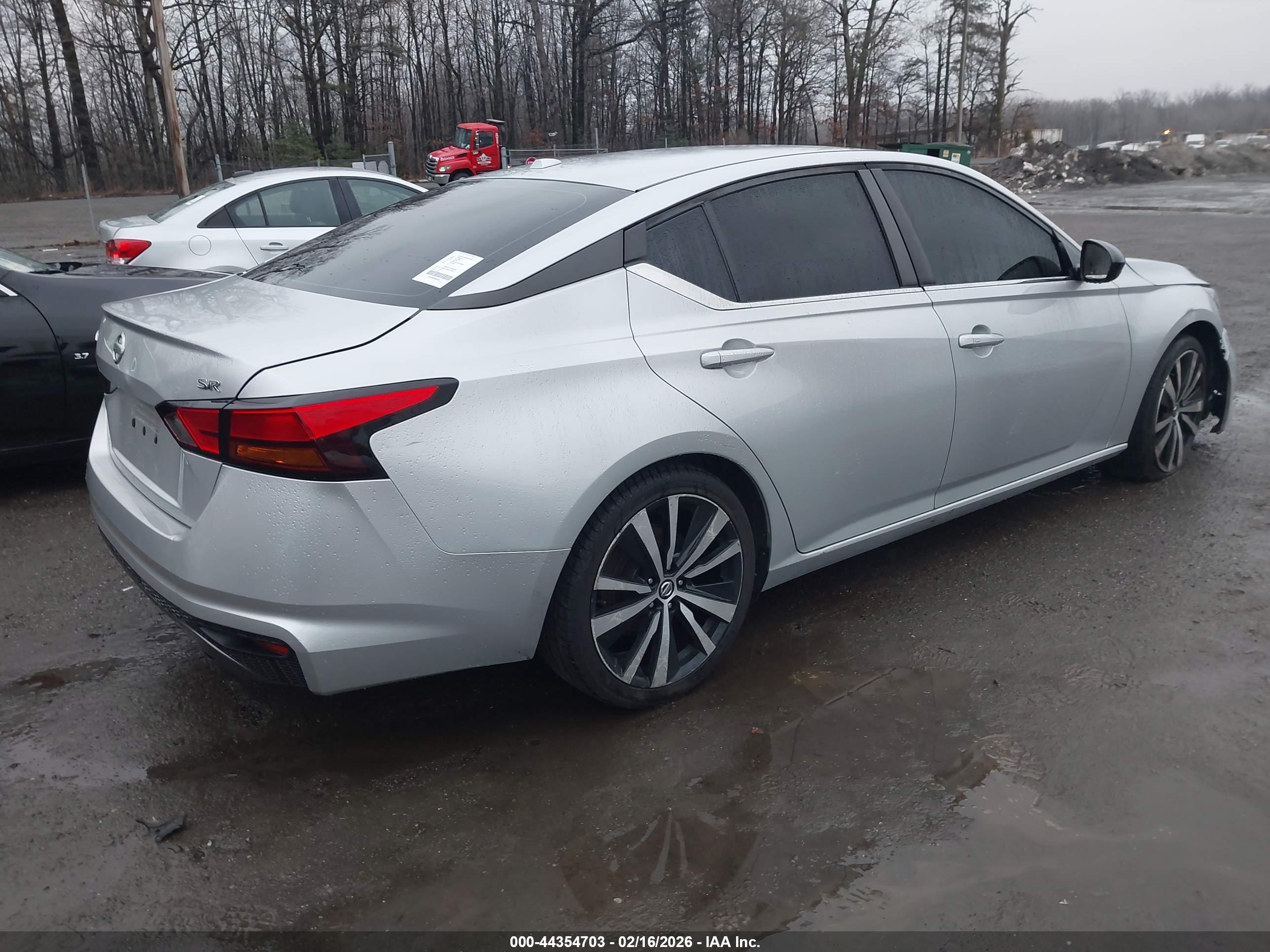 NISSAN ALTIMA image 4