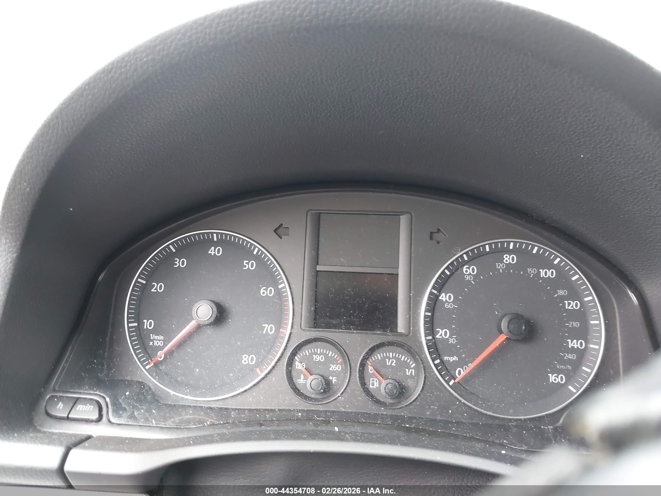 VOLKSWAGEN JETTA image 7