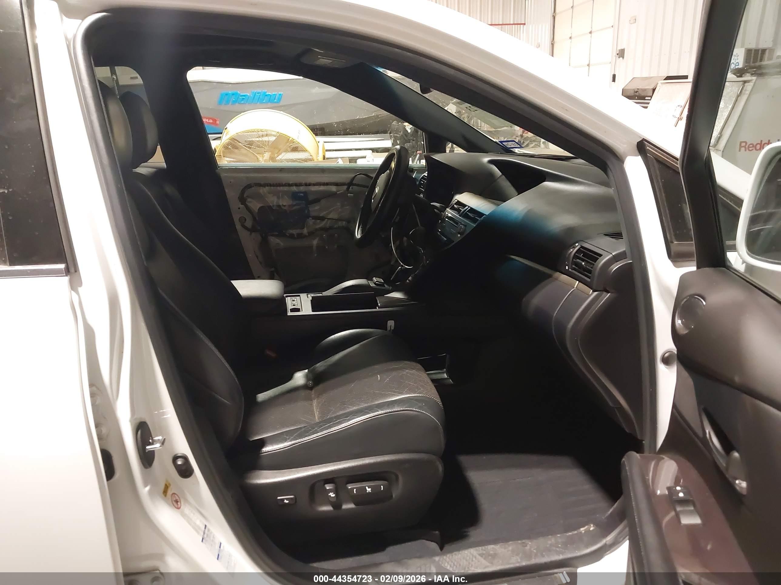 LEXUS RX image 5