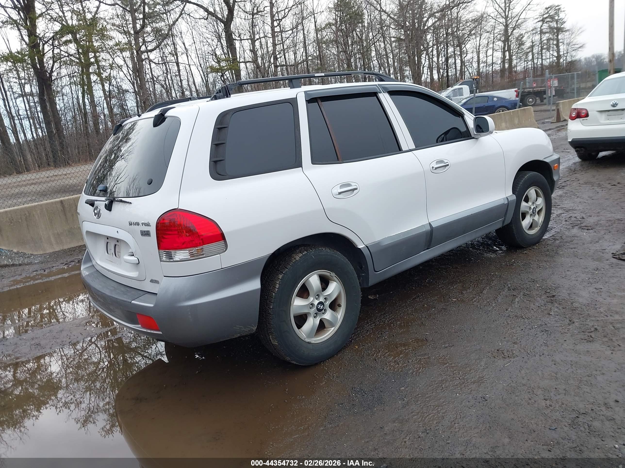 HYUNDAI SANTA image 4