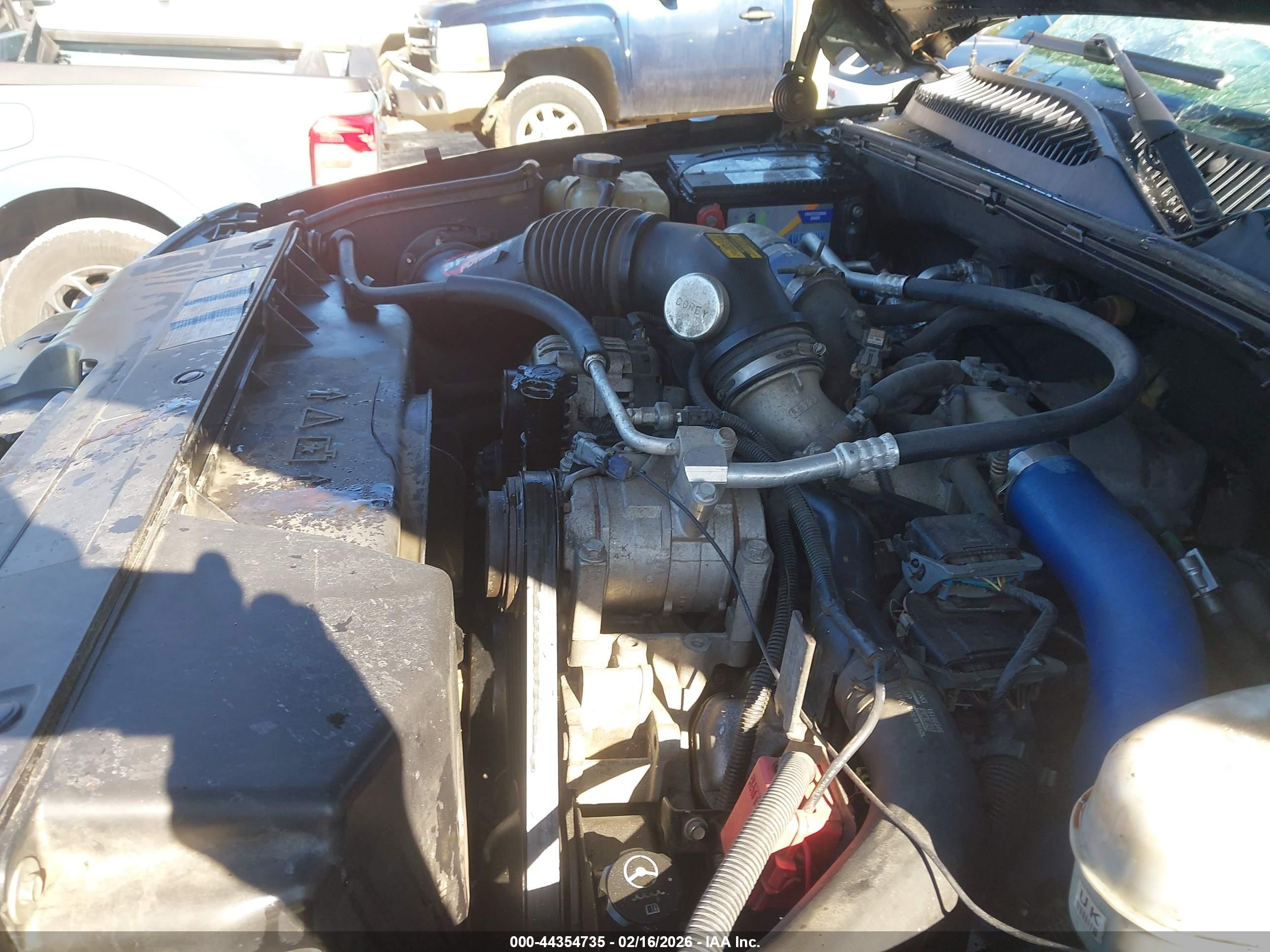 CHEVROLET SILVERADO image 10