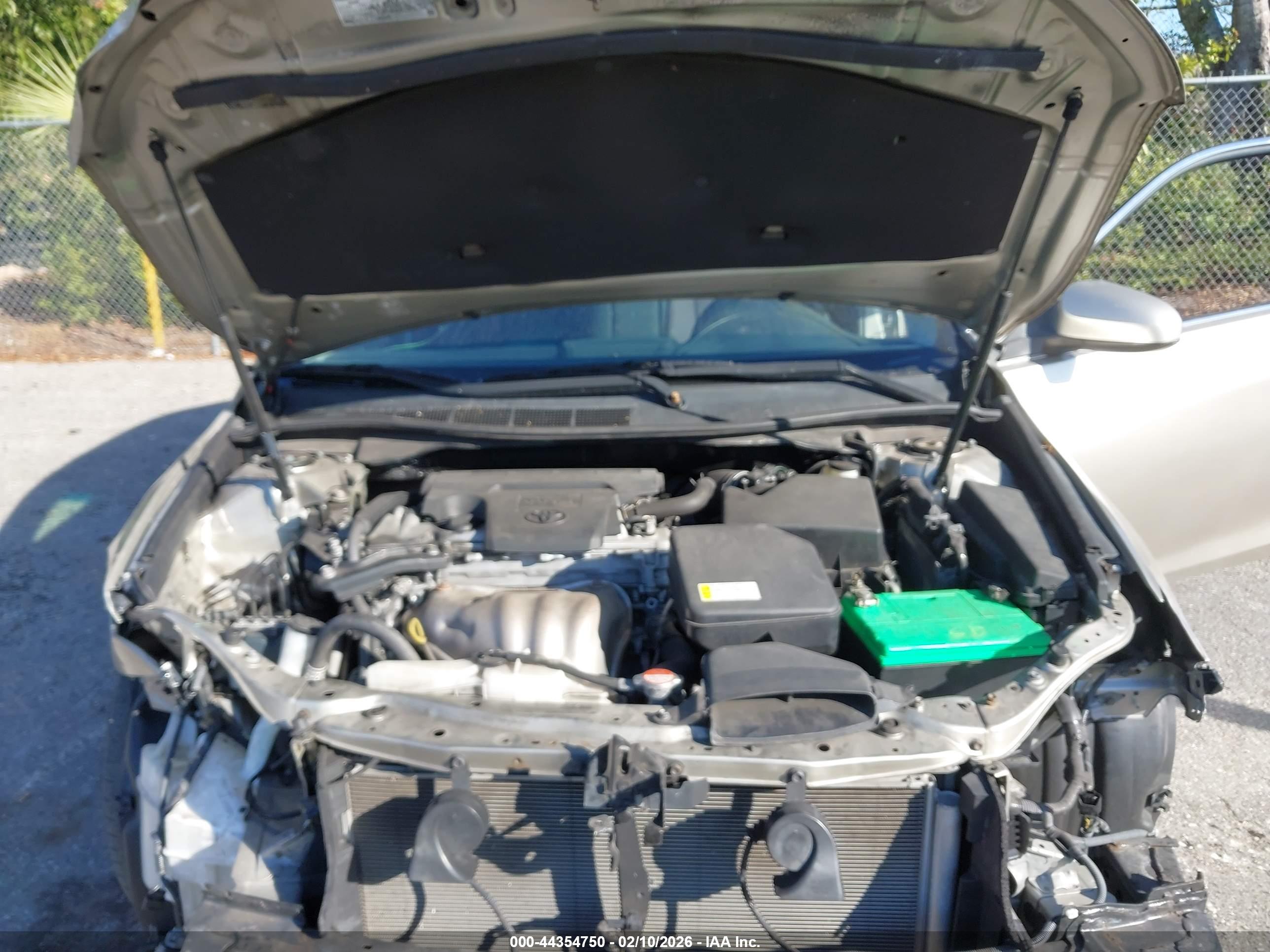 TOYOTA CAMRY image 10