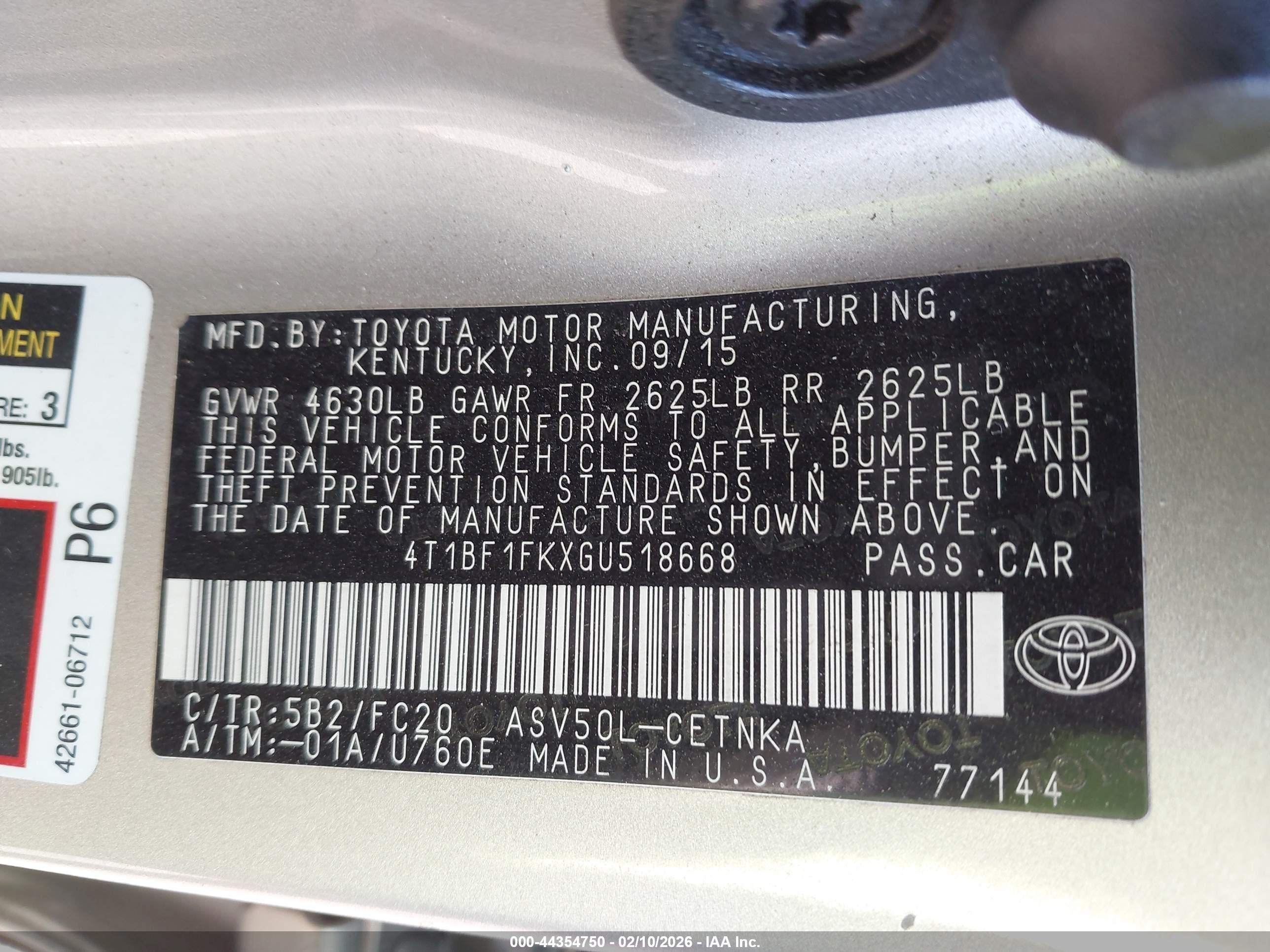 TOYOTA CAMRY image 9