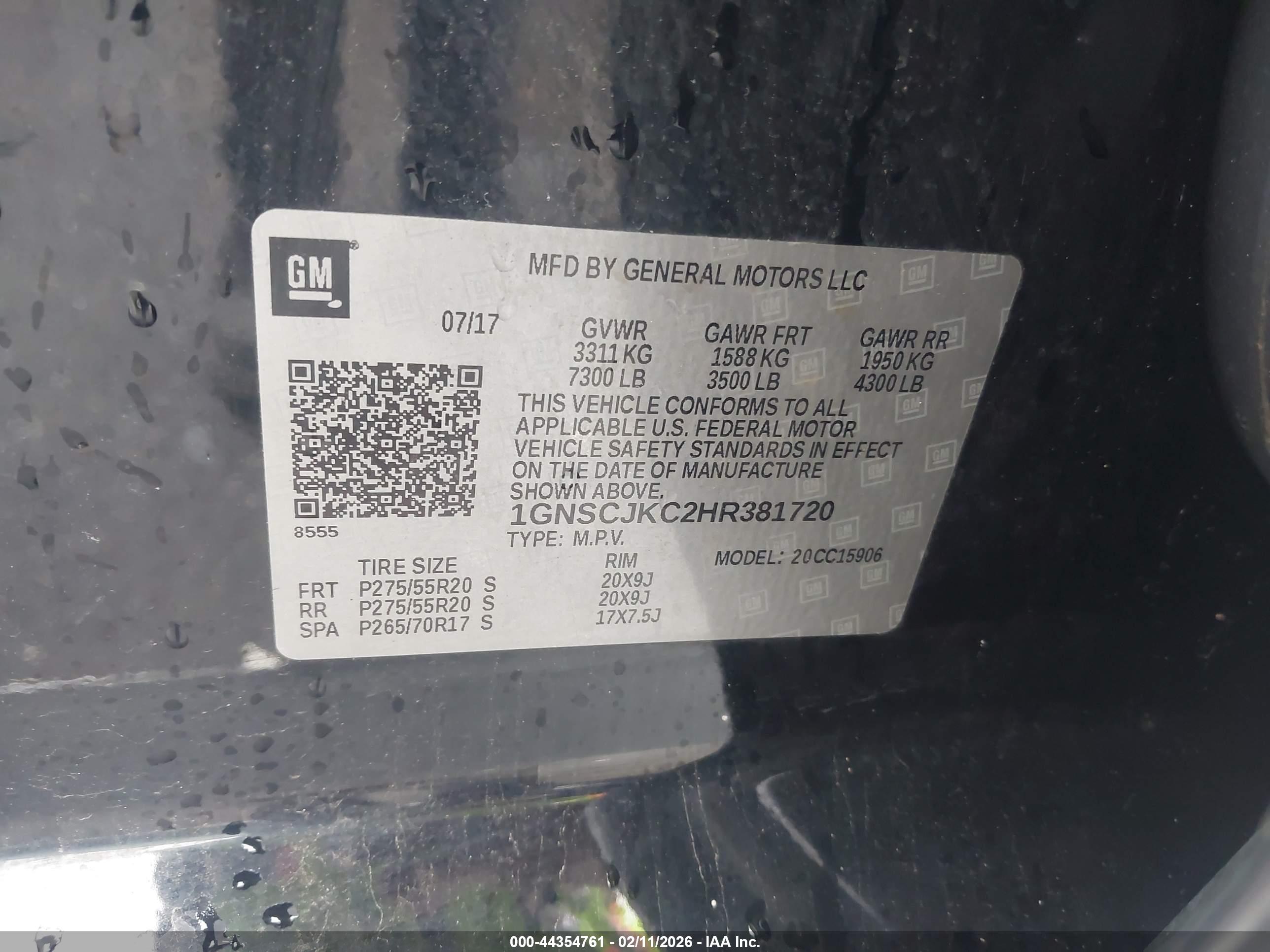 CHEVROLET SUBURBAN image 9