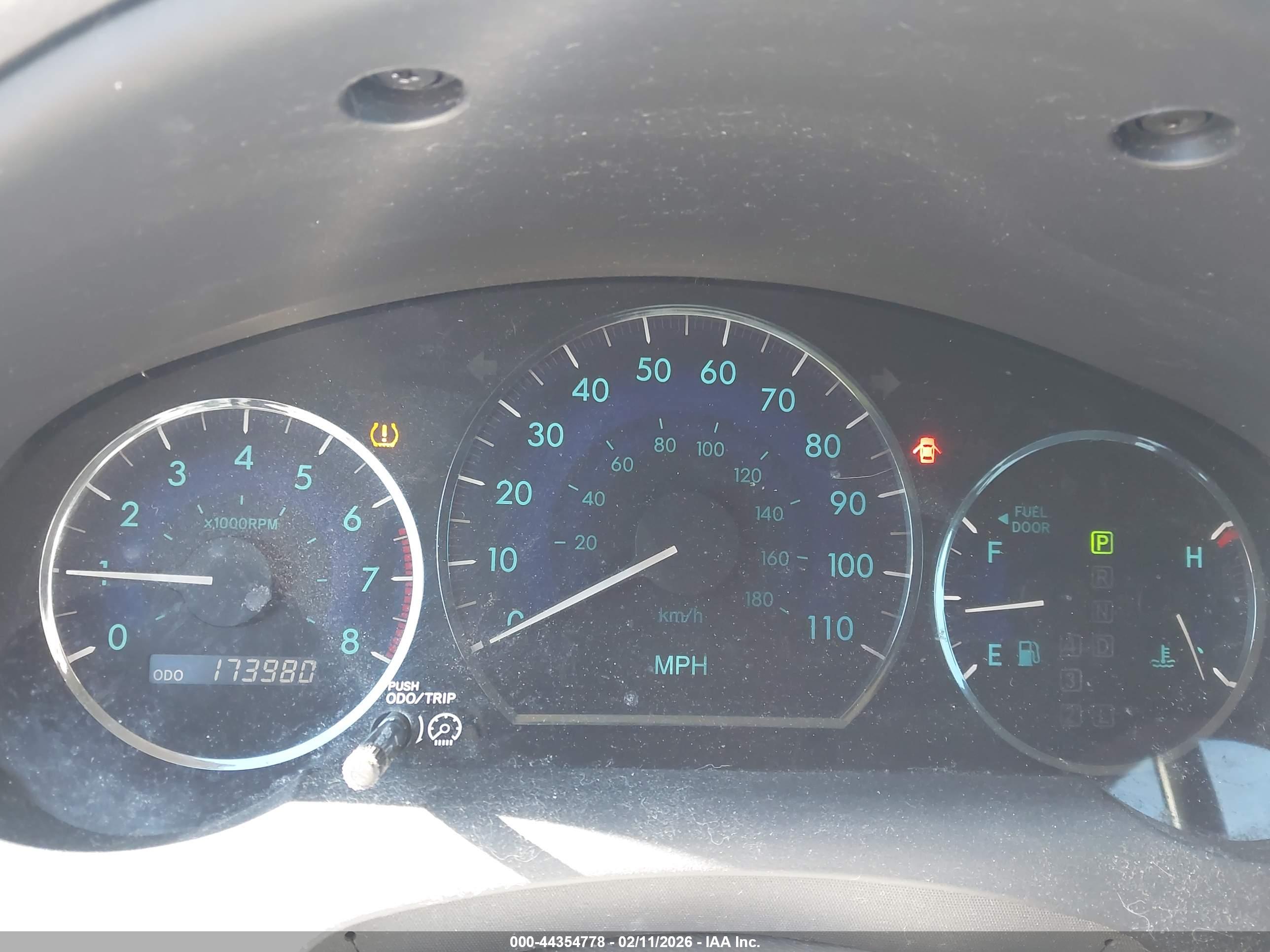 TOYOTA SIENNA image 7