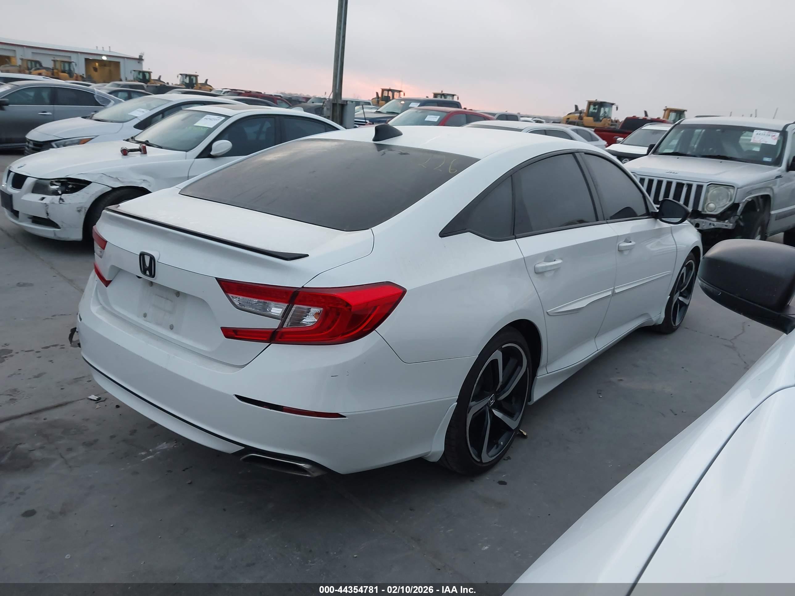 HONDA ACCORD image 4