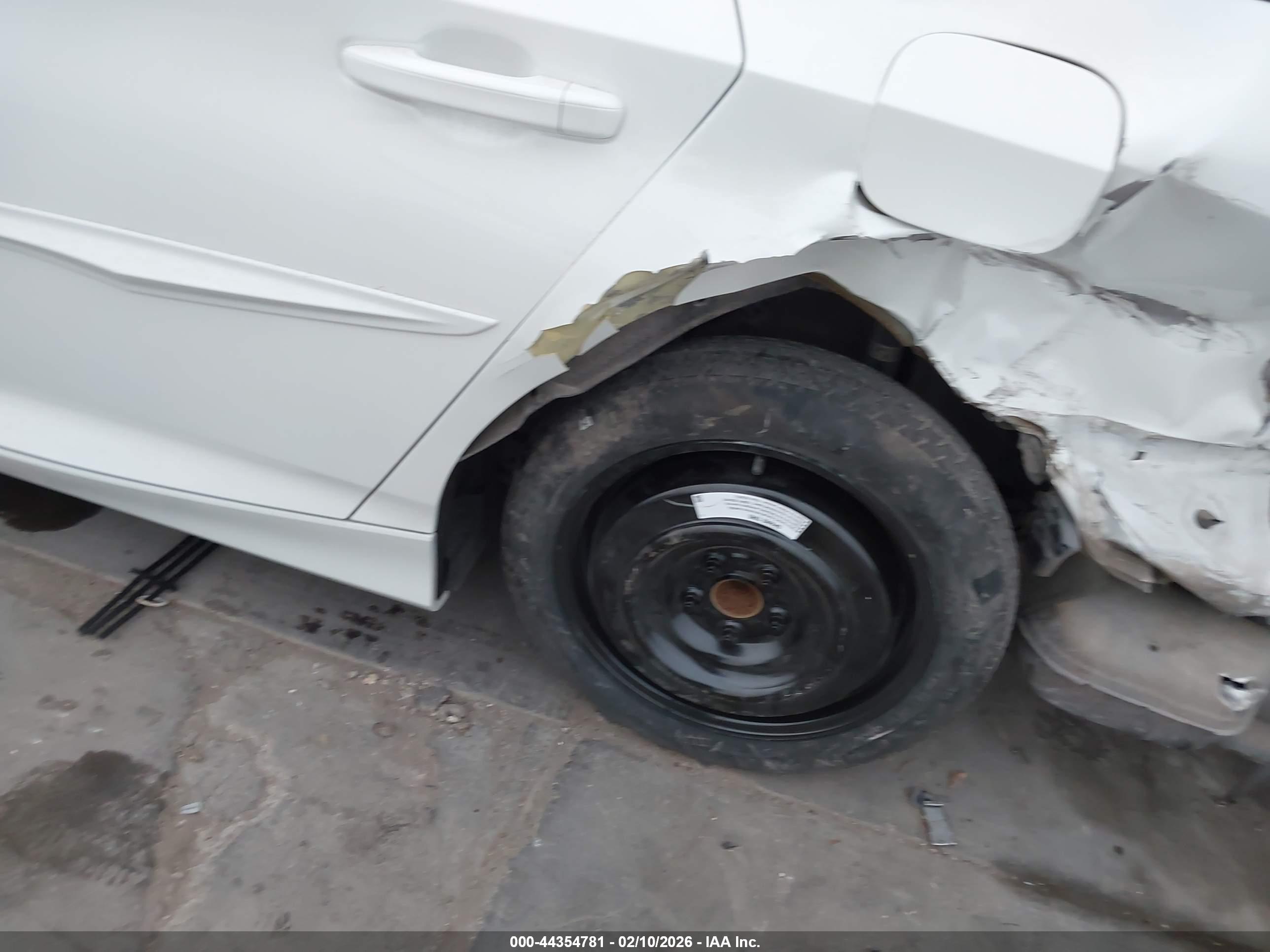 HONDA ACCORD image 6