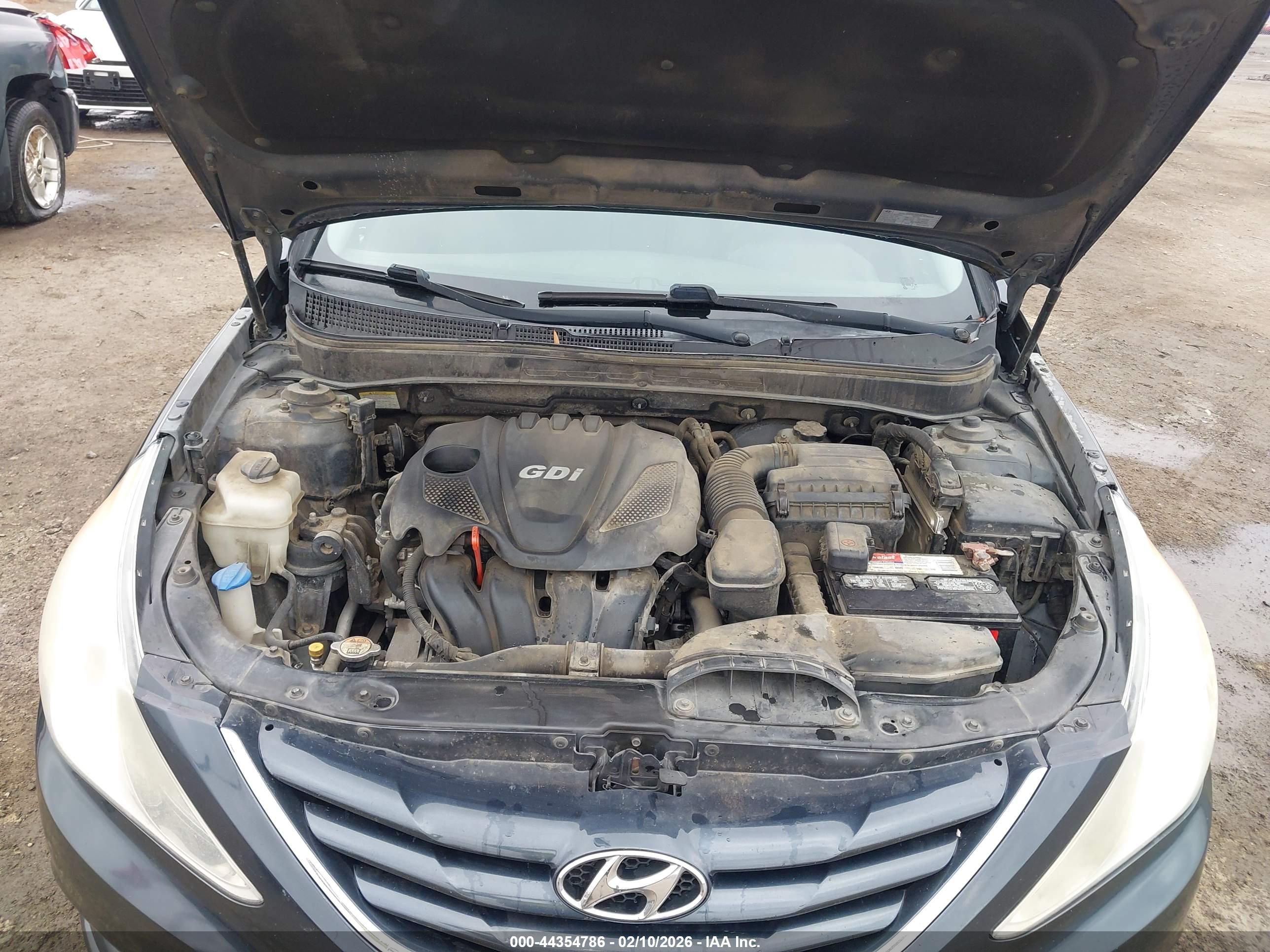 HYUNDAI SONATA image 10
