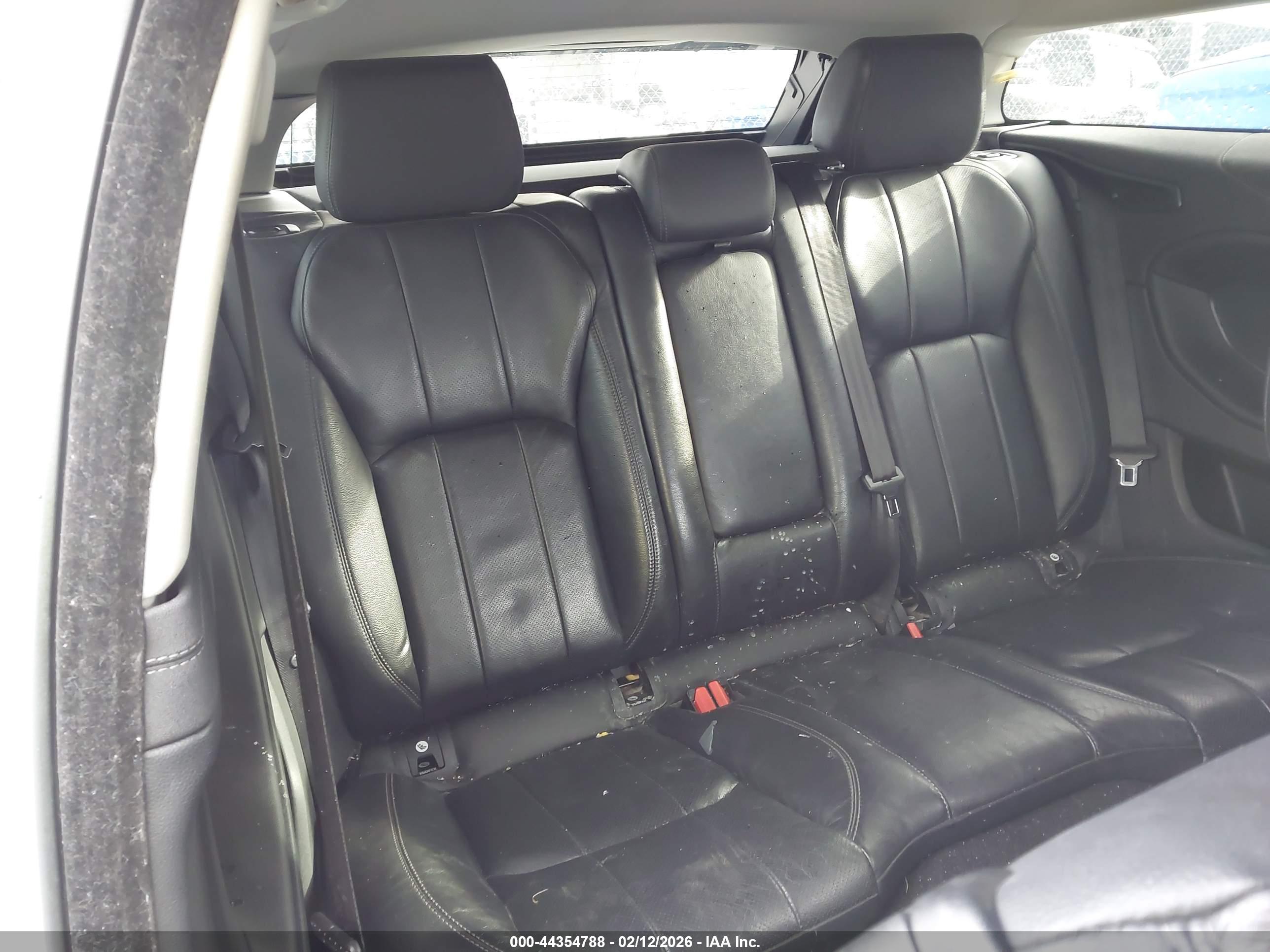 LAND ROVER image 8
