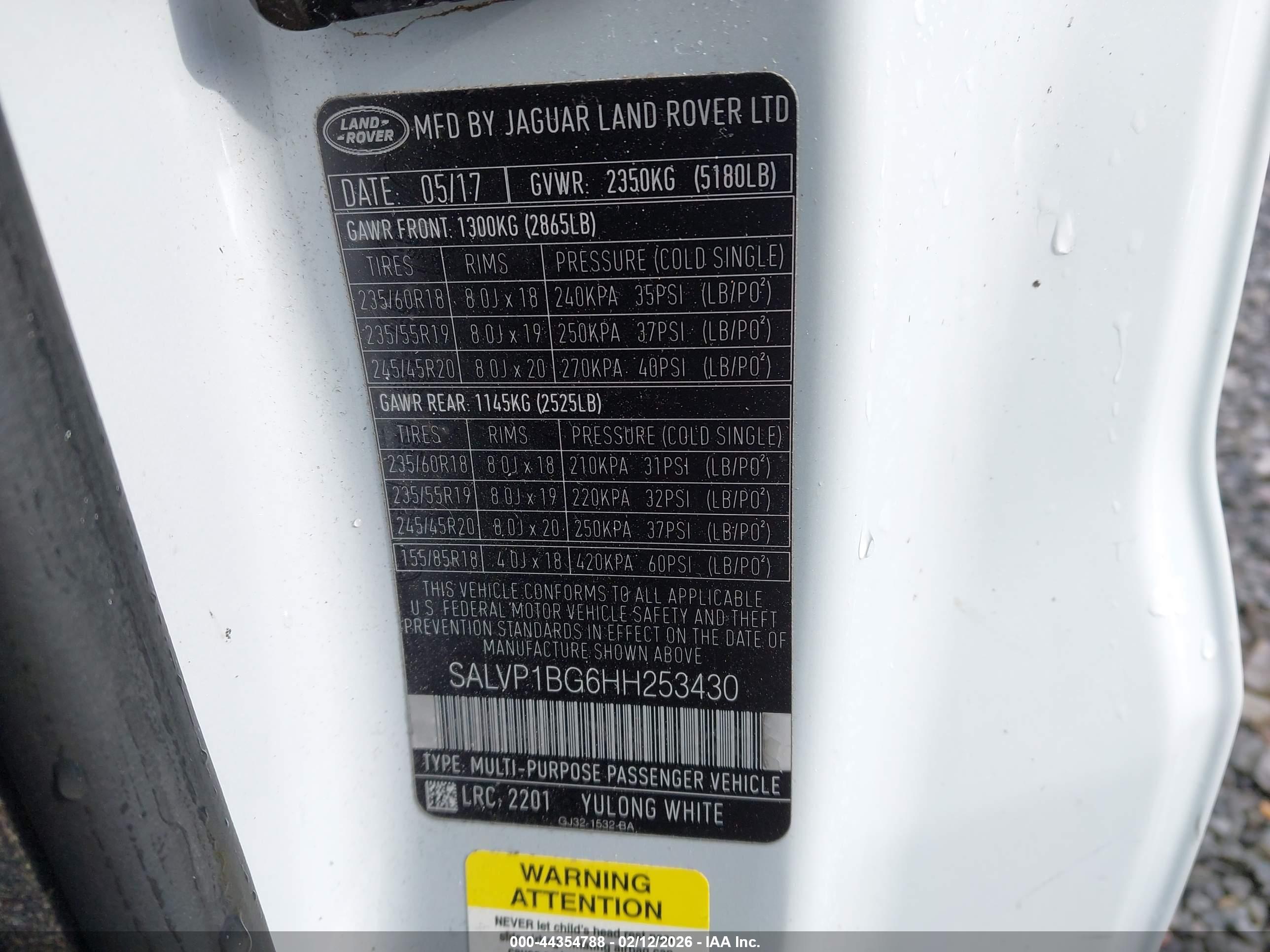 LAND ROVER image 9
