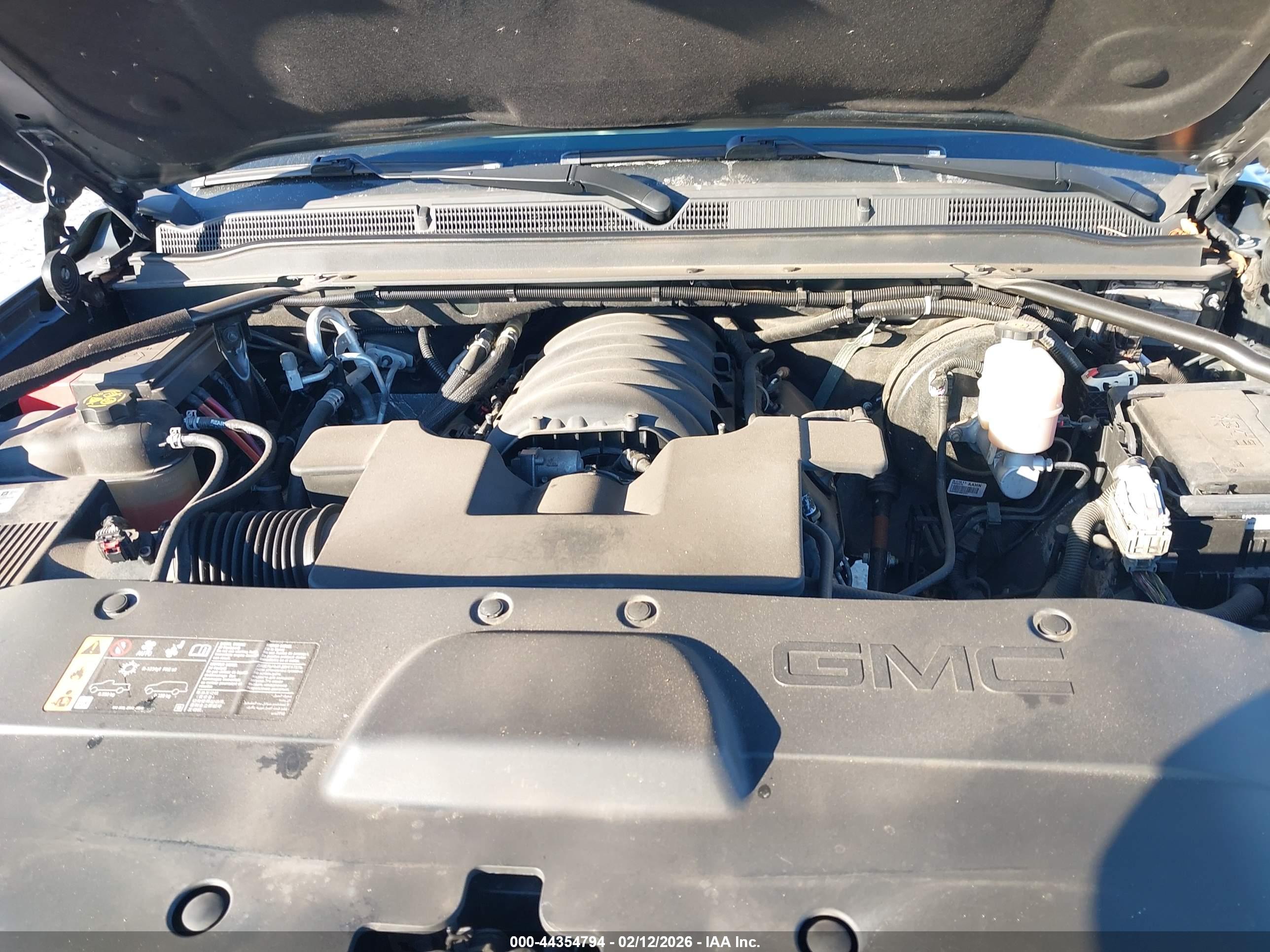 GMC YUKON image 10