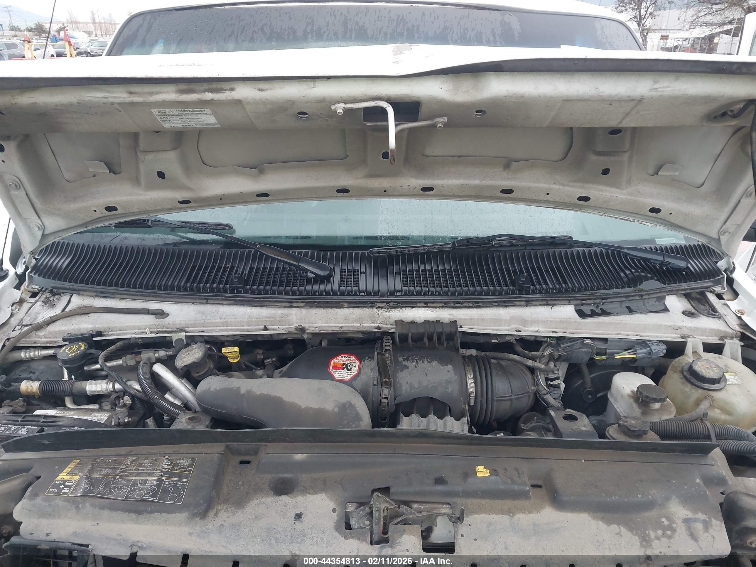 FORD E-150 image 10