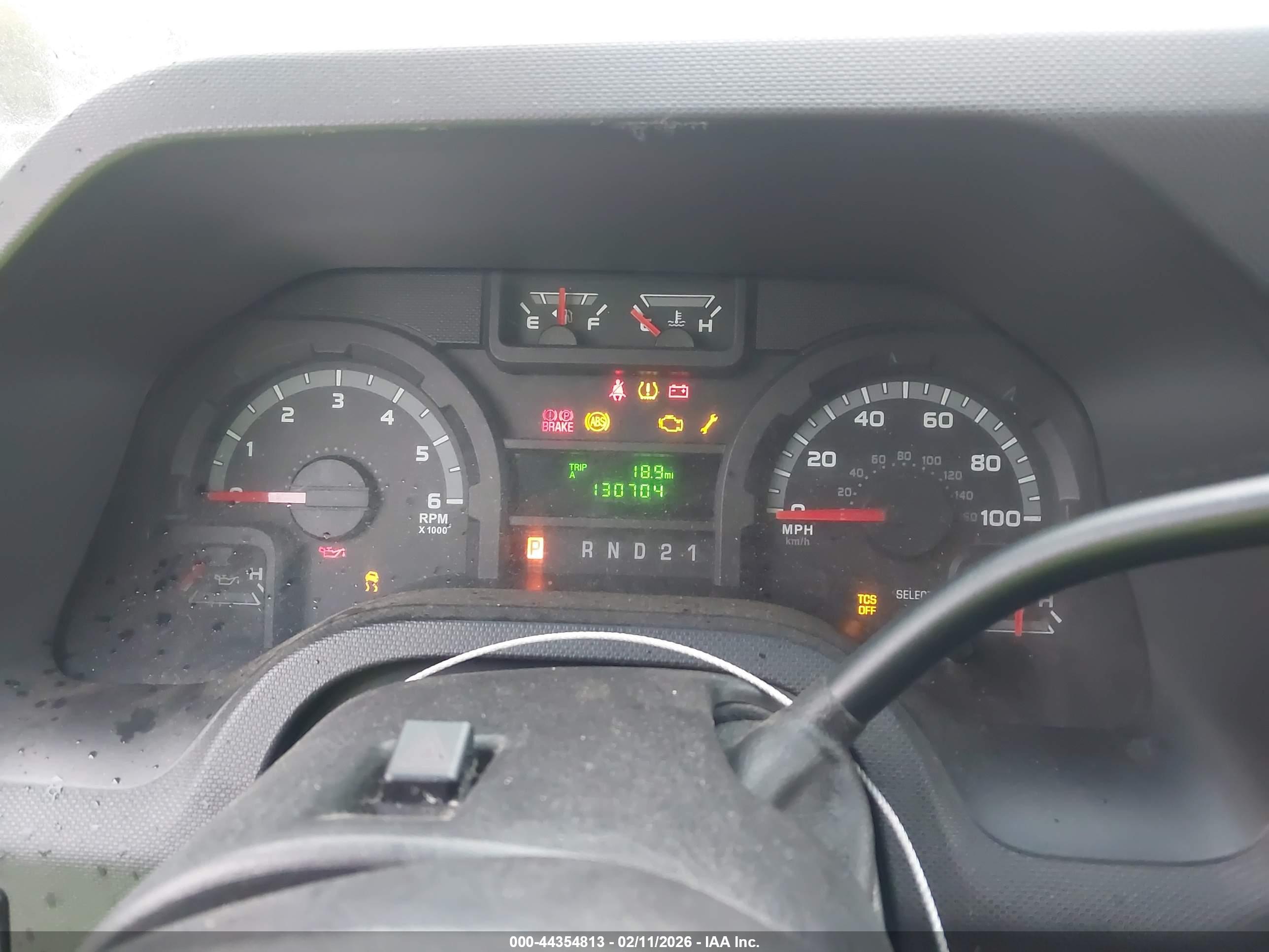 FORD E-150 image 7