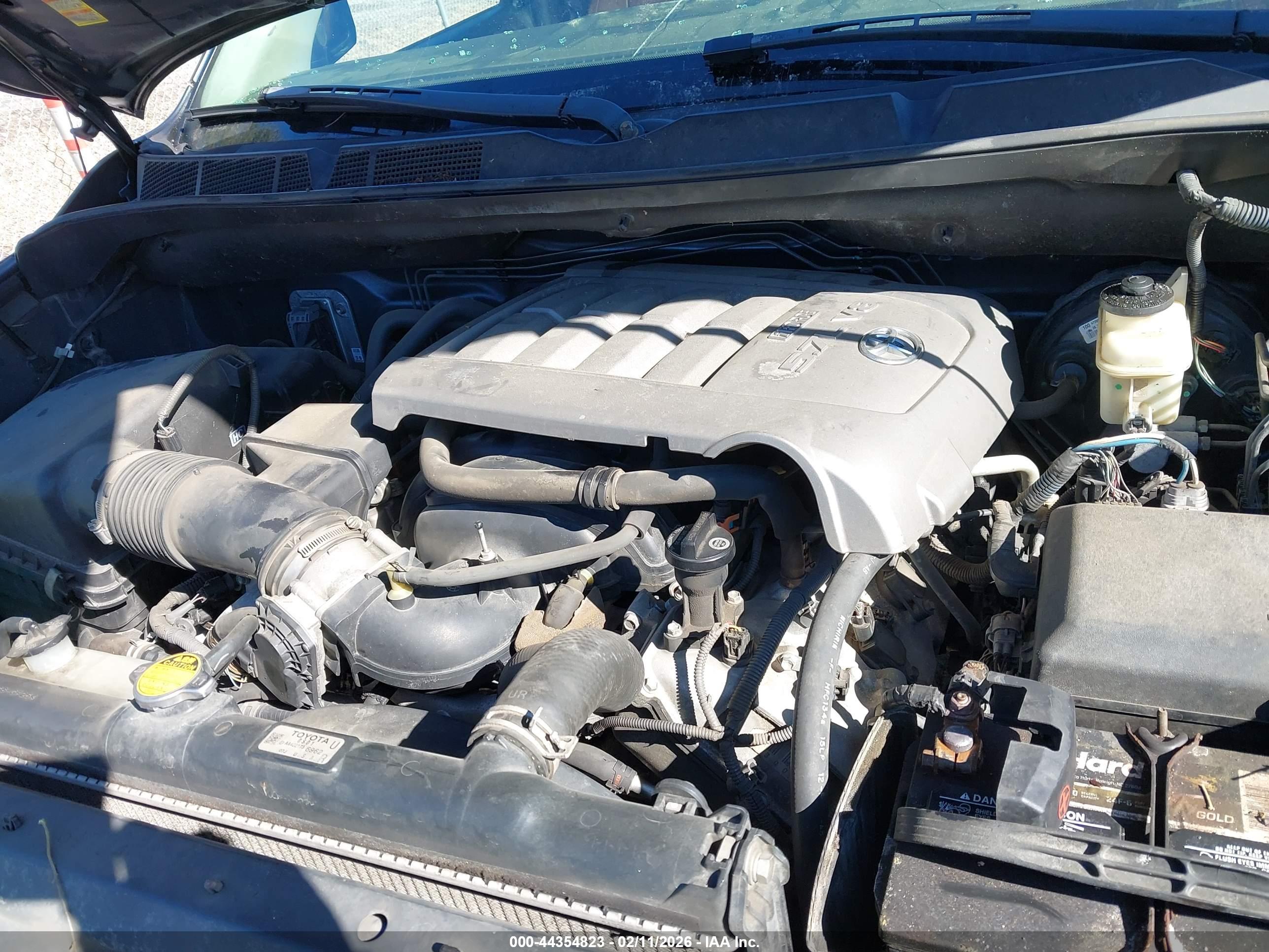 TOYOTA TUNDRA image 10