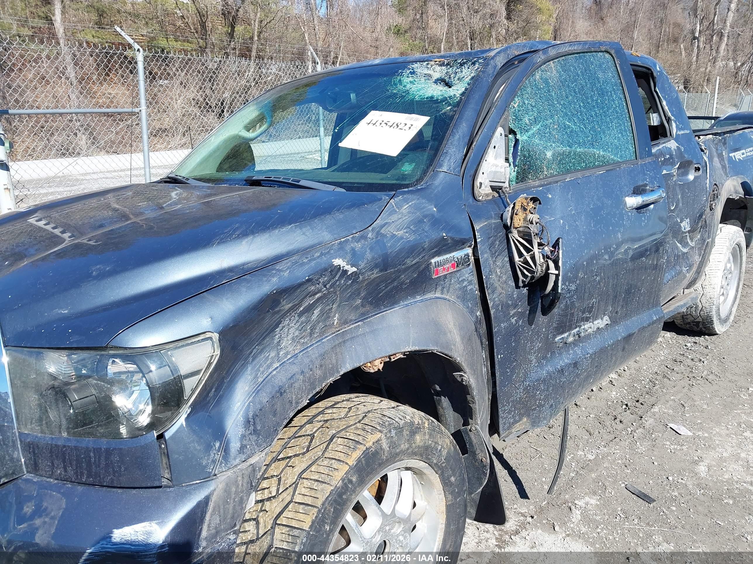 TOYOTA TUNDRA image 6