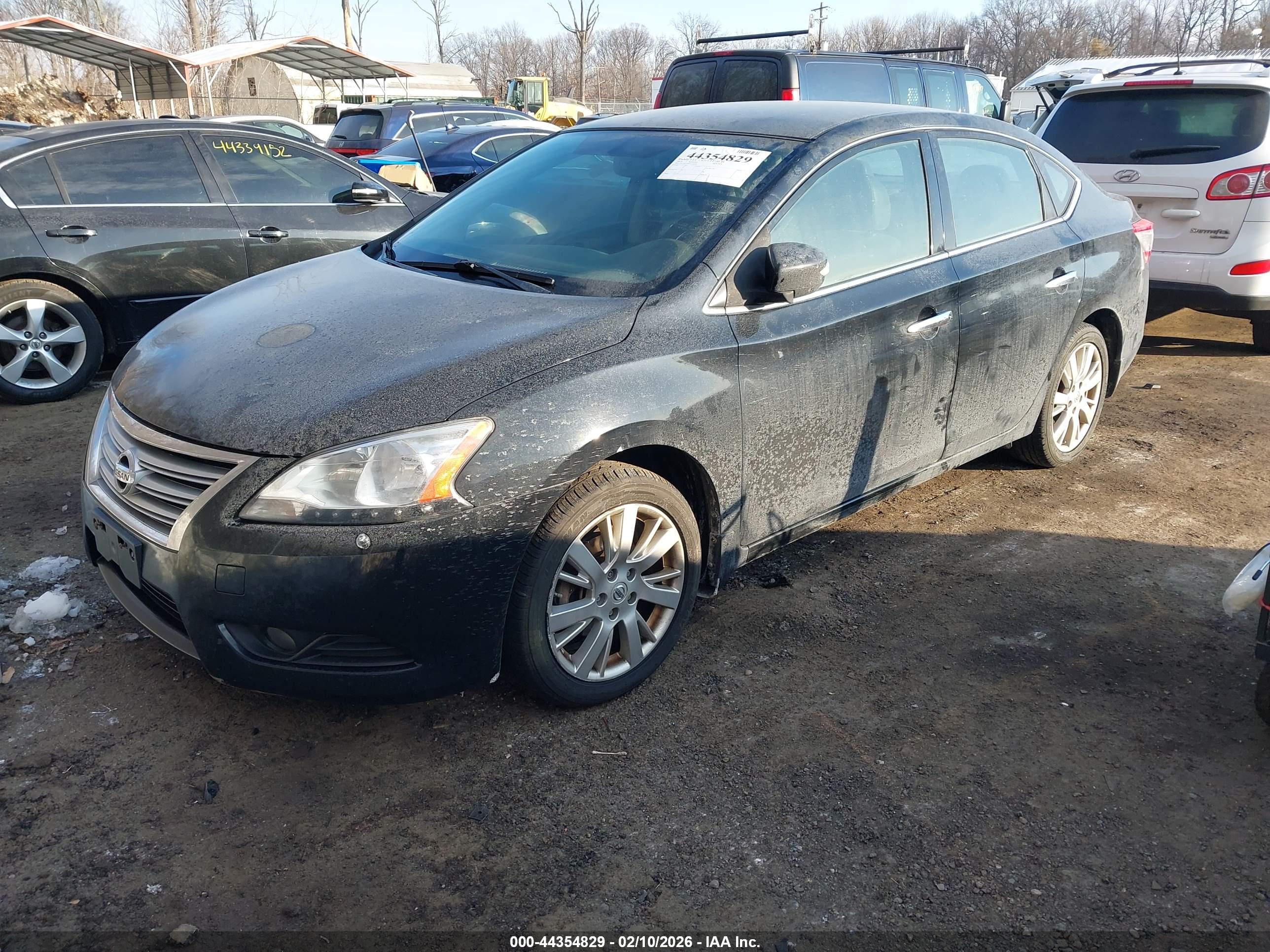 NISSAN SENTRA image 2