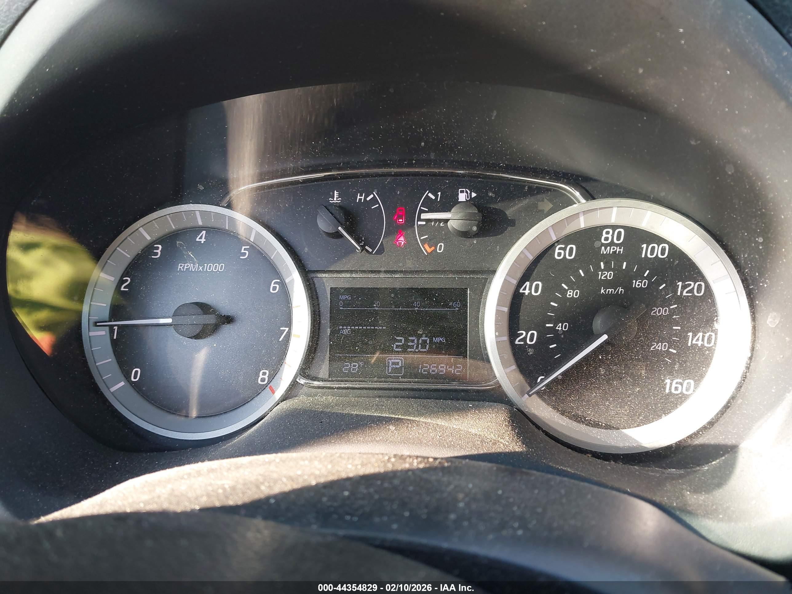 NISSAN SENTRA image 7