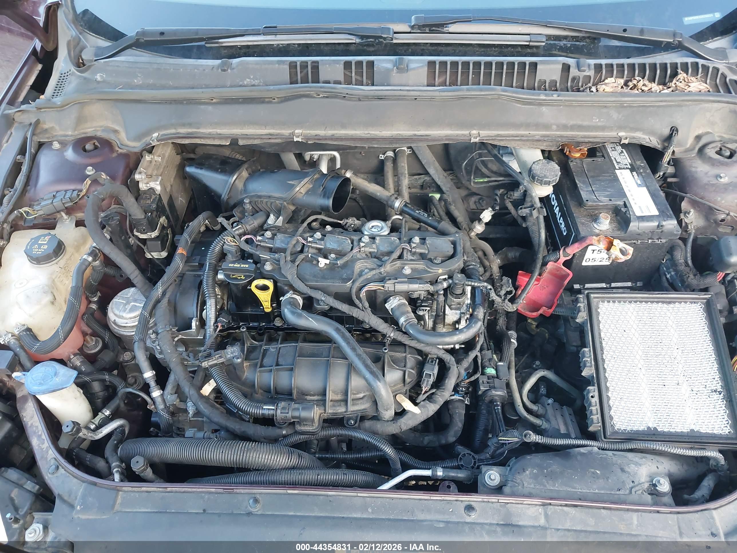 FORD FUSION image 10