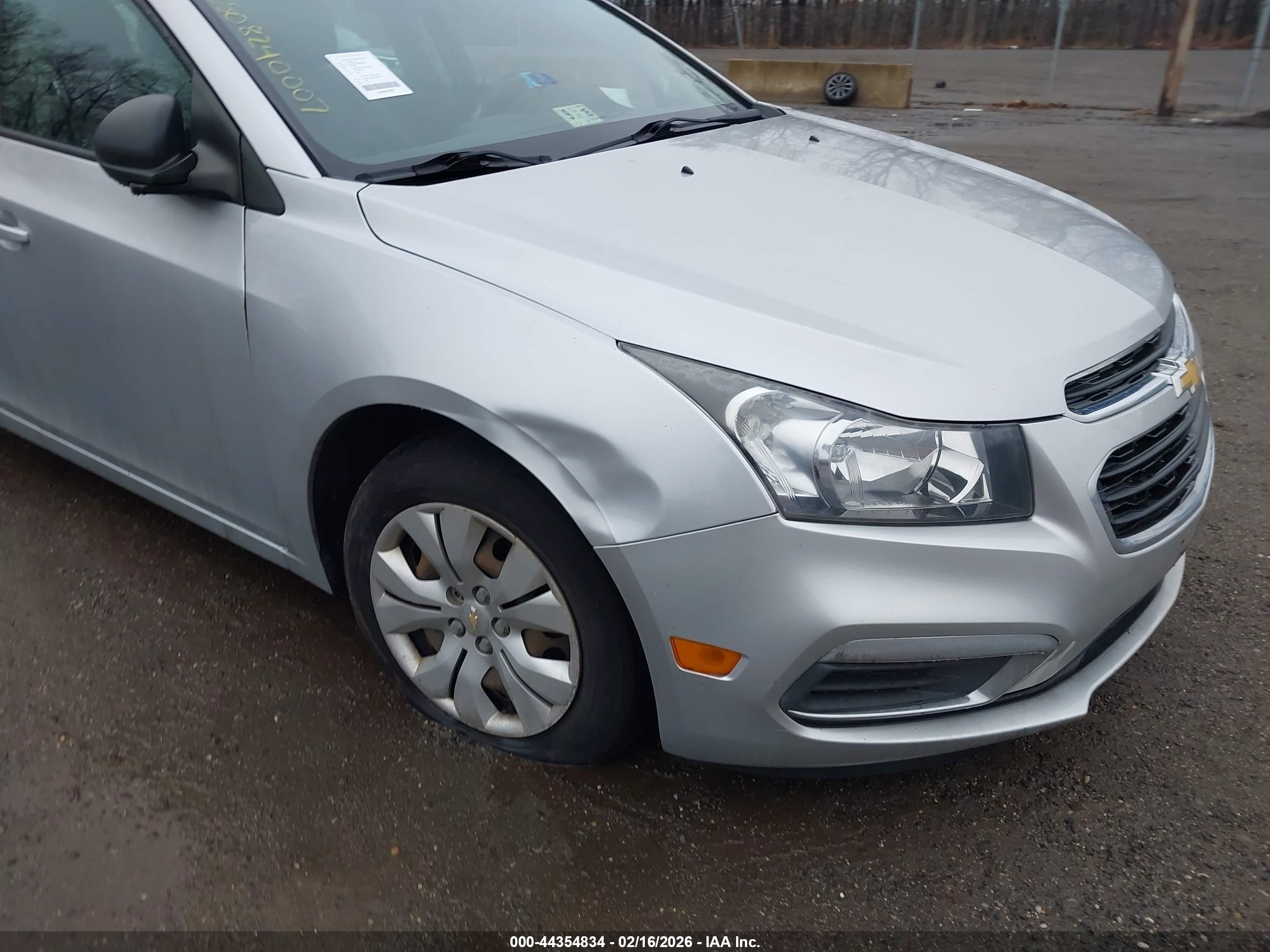 CHEVROLET CRUZE image 6