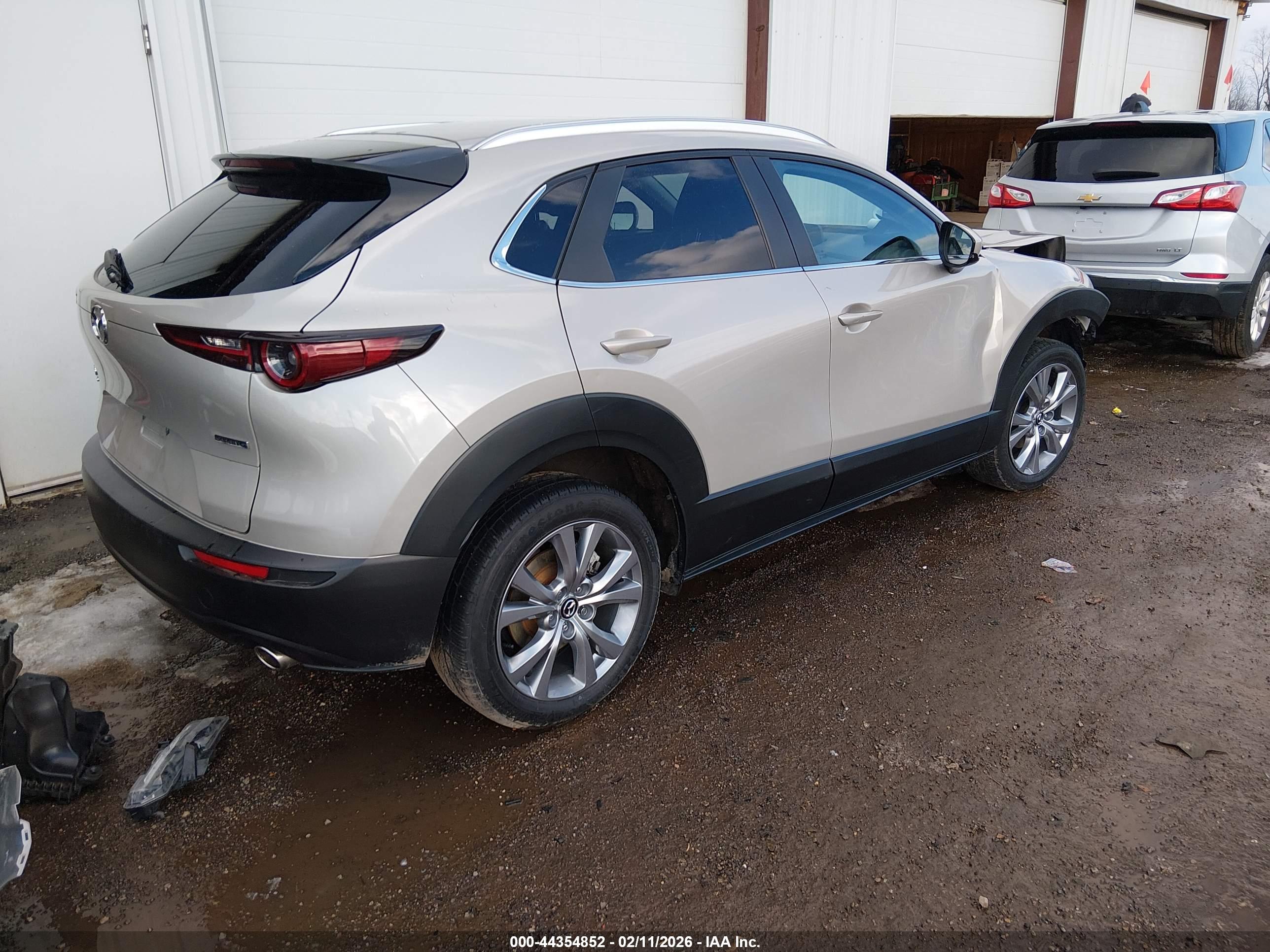 MAZDA CX-30 image 4