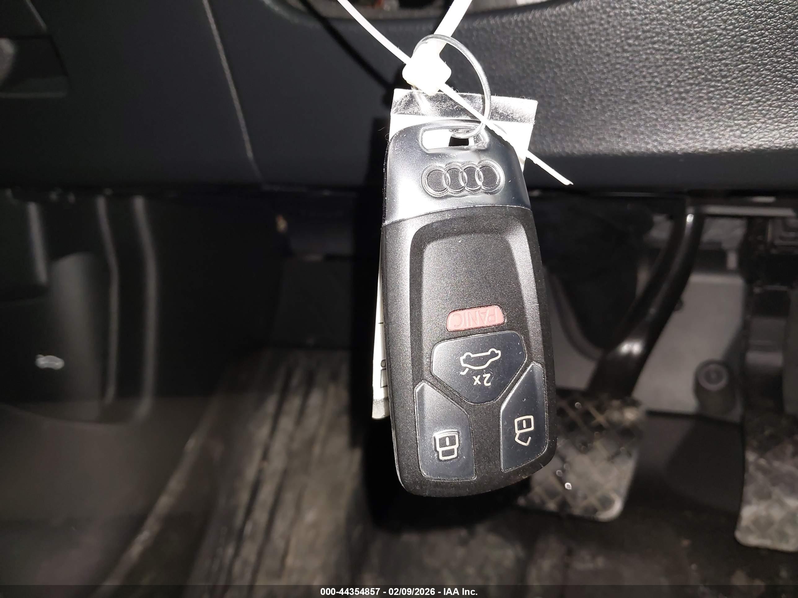 AUDI Q5 image 11