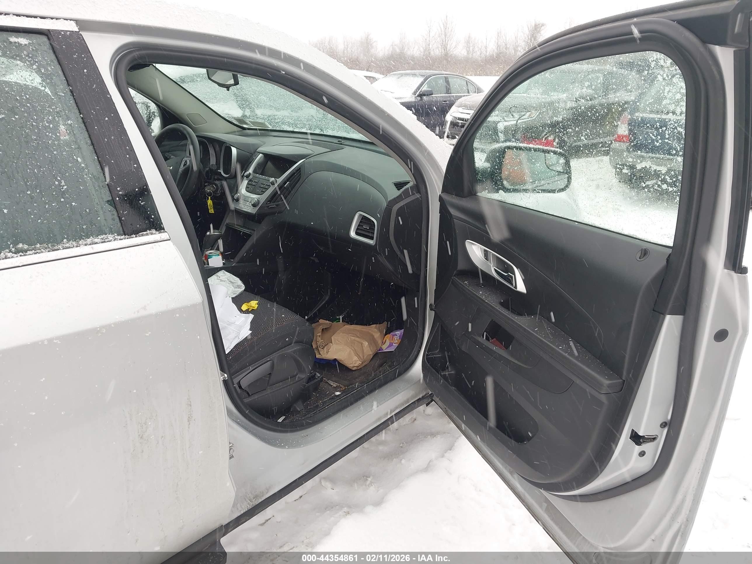 CHEVROLET EQUINOX image 5